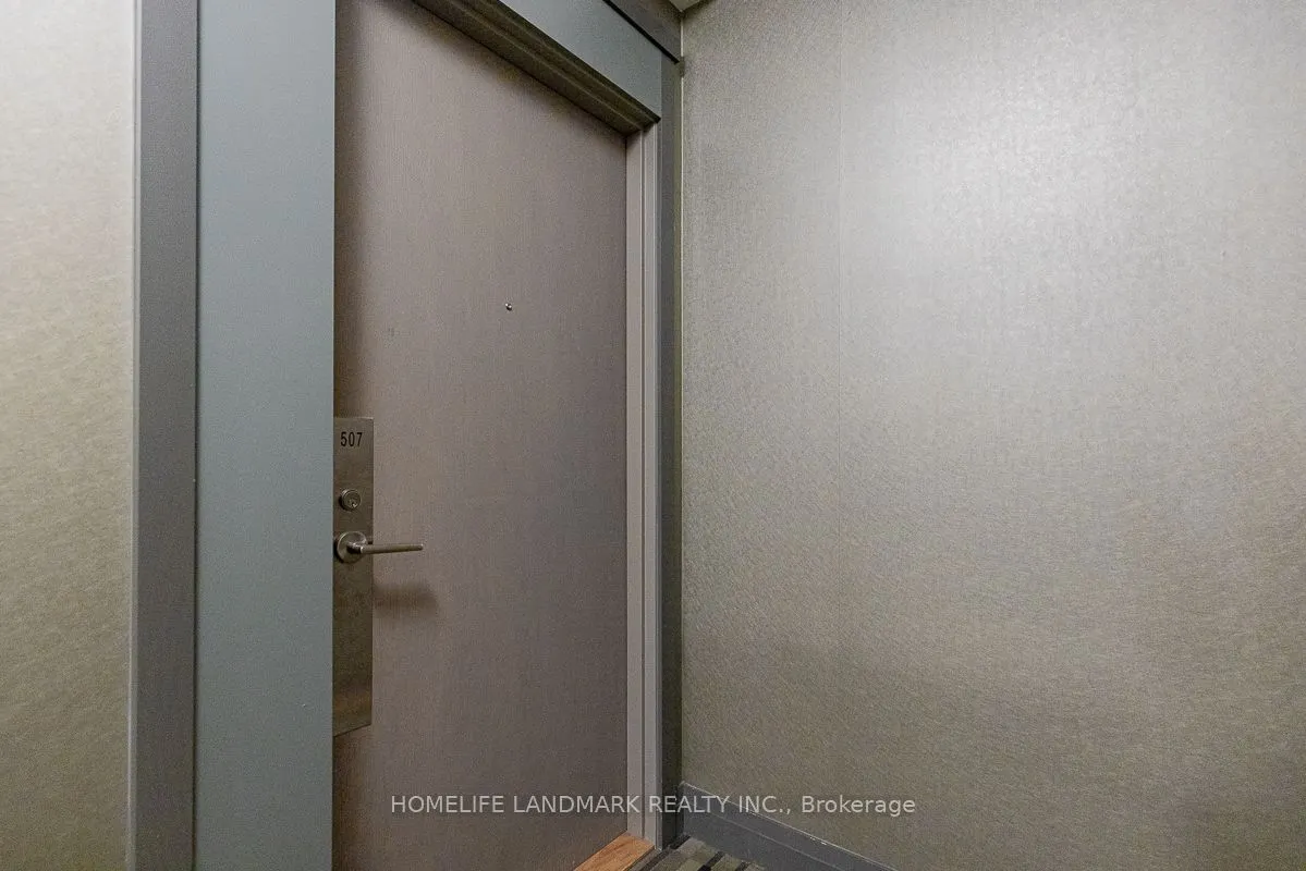 9088 Yonge Street, #507