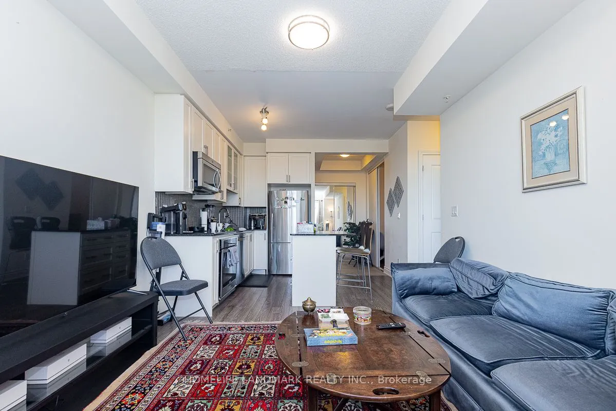 9088 Yonge Street, #507