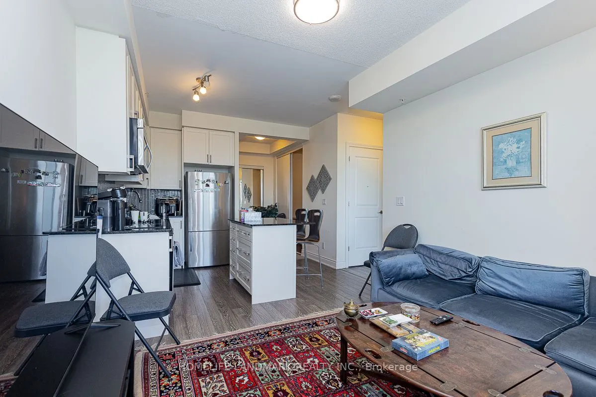 9088 Yonge Street, #507