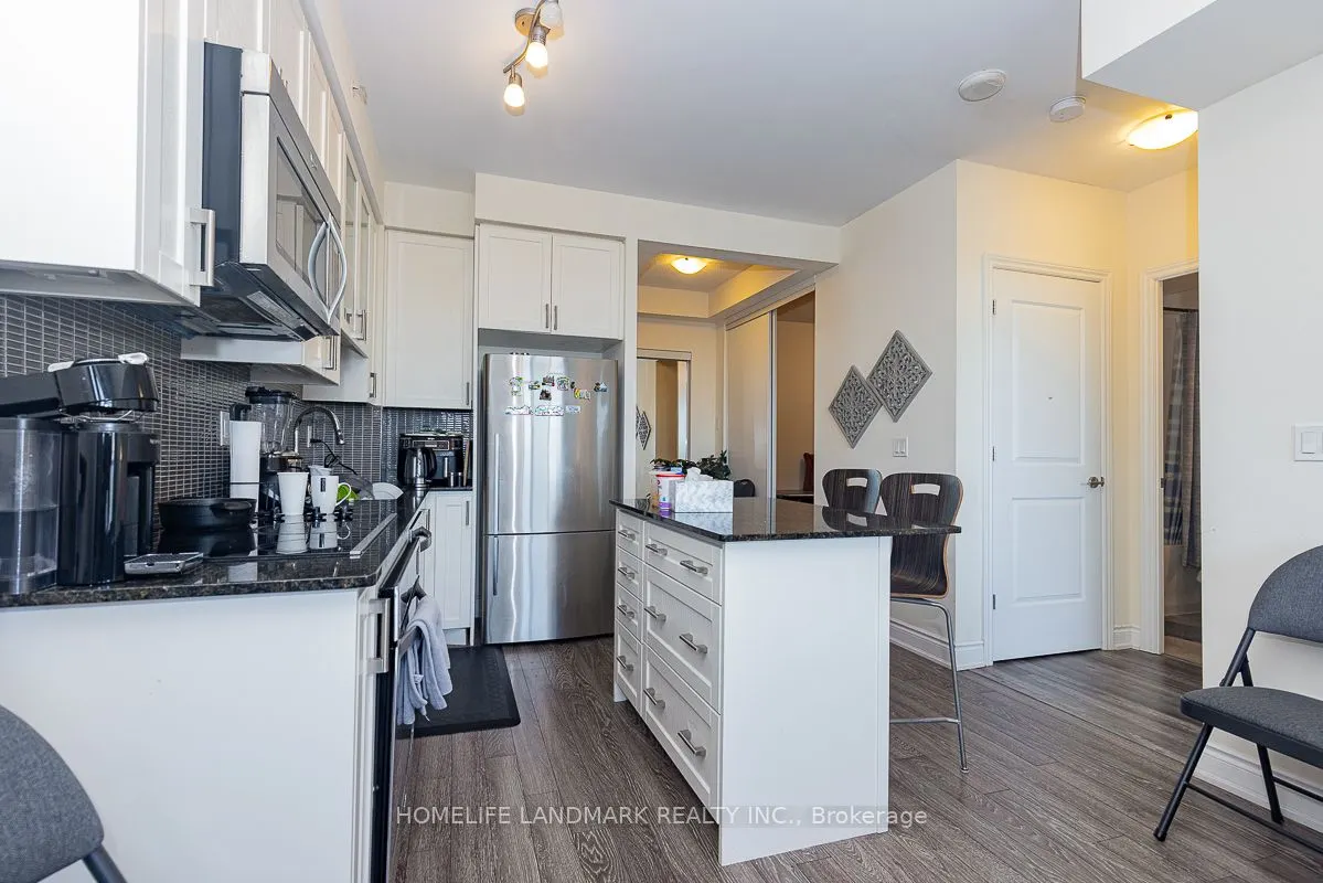 9088 Yonge Street, #507