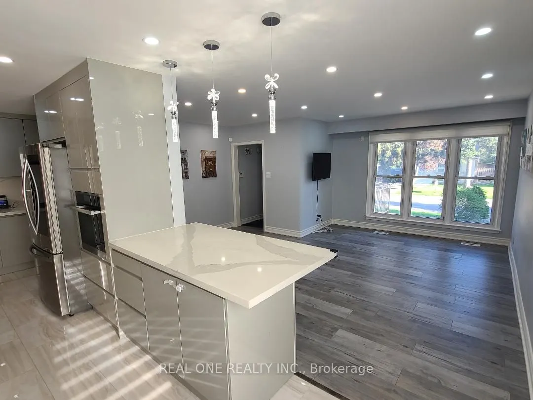 412 Osiris Drive, #Main