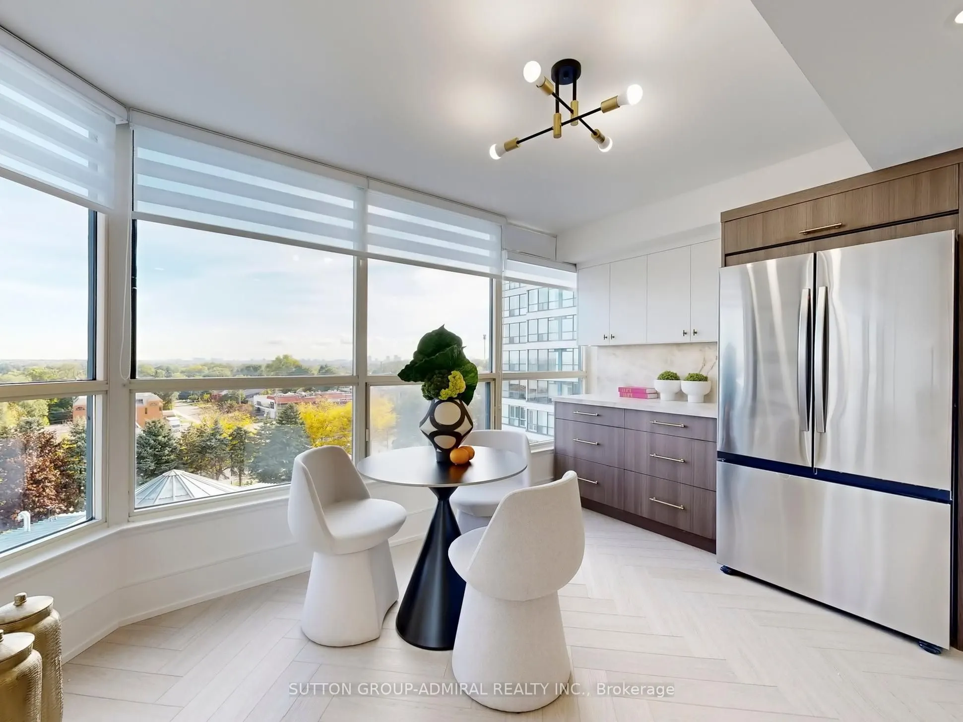 1 Clark Avenue W, #704