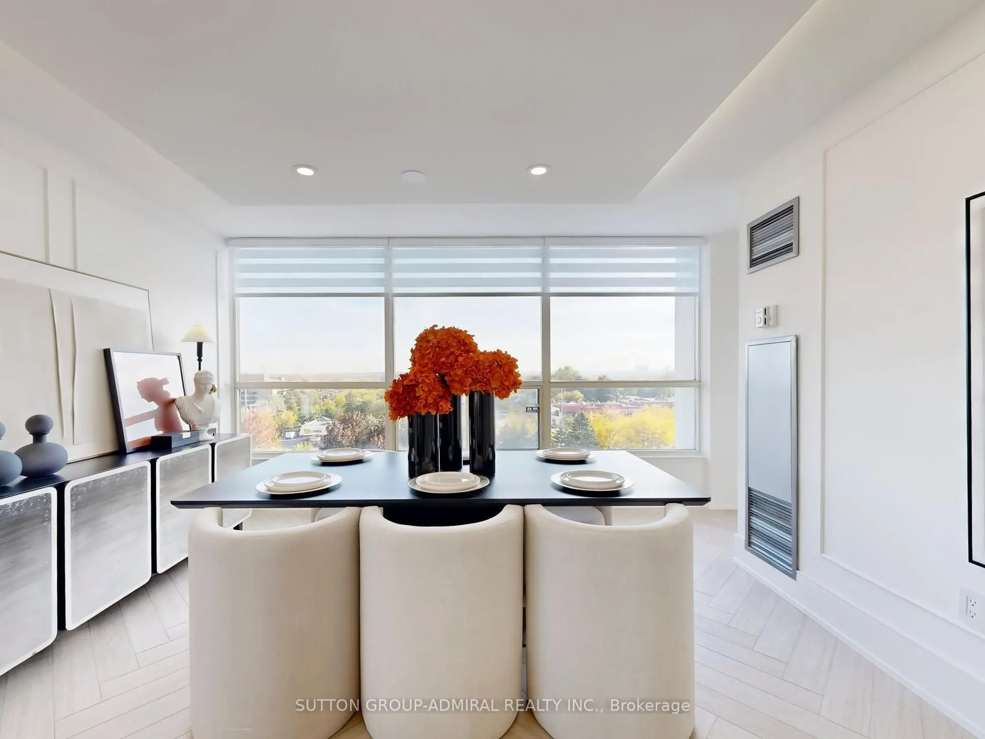 1 Clark Avenue W, #704