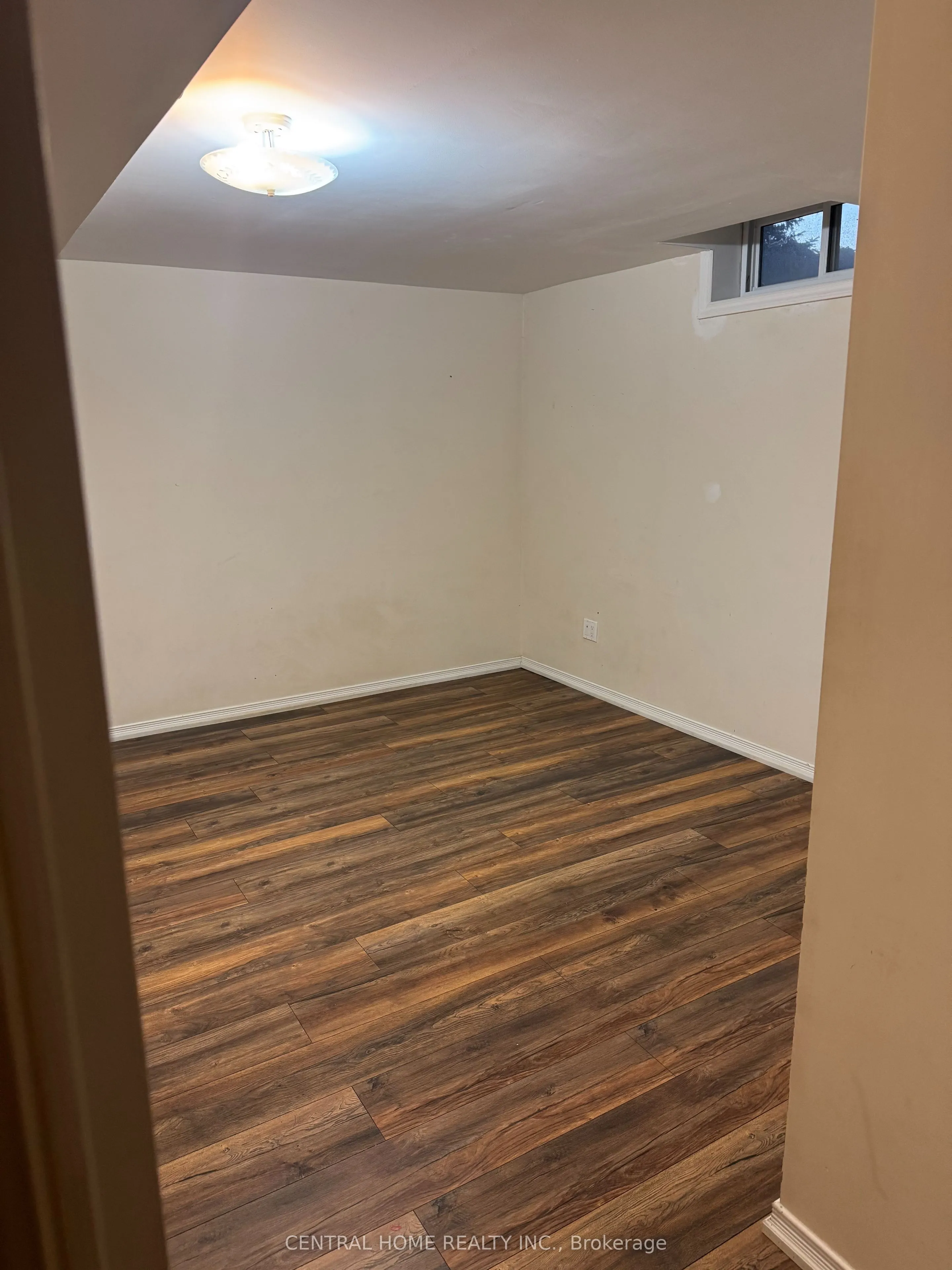 1 Highview Crescent