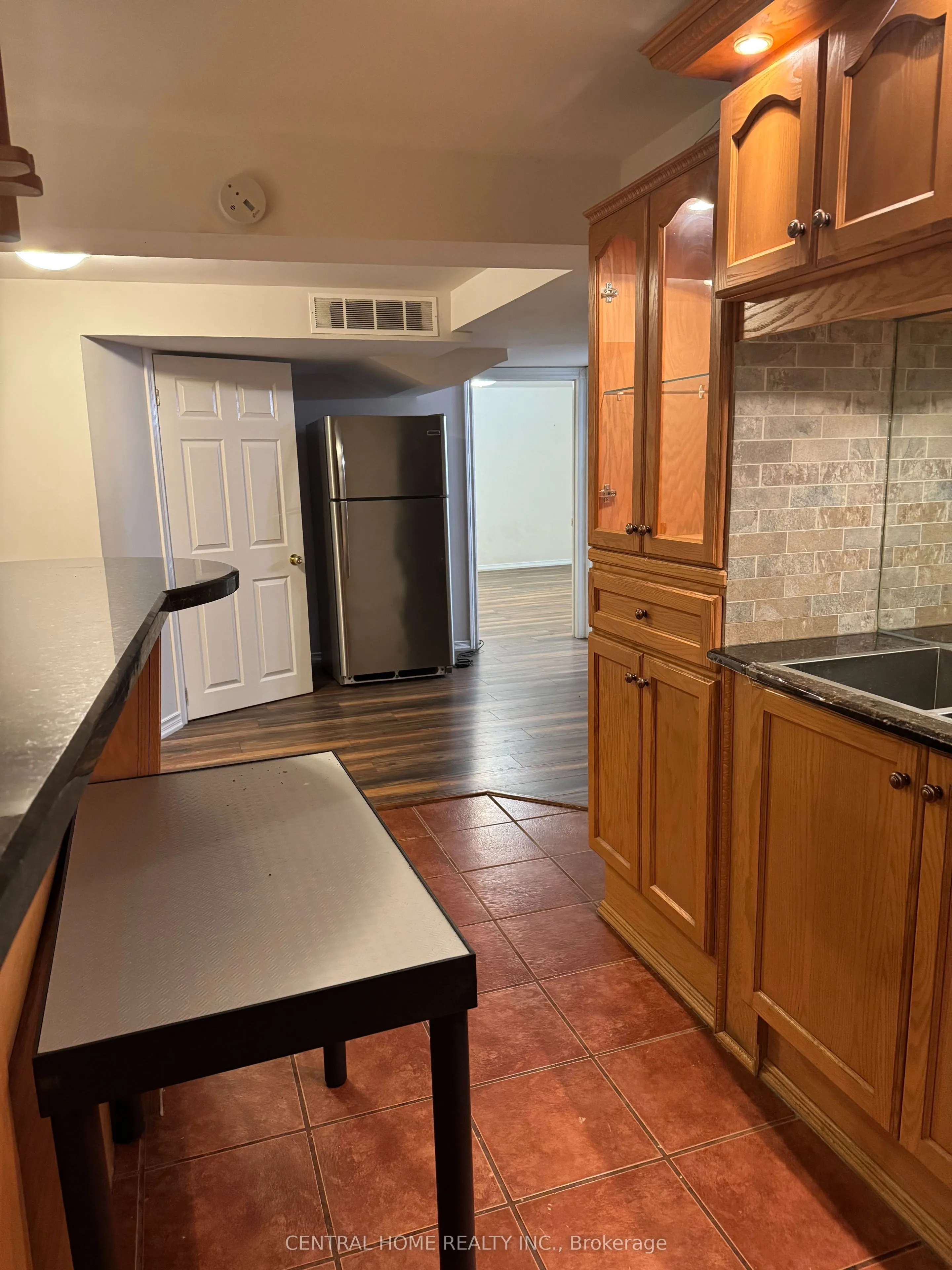 1 Highview Crescent