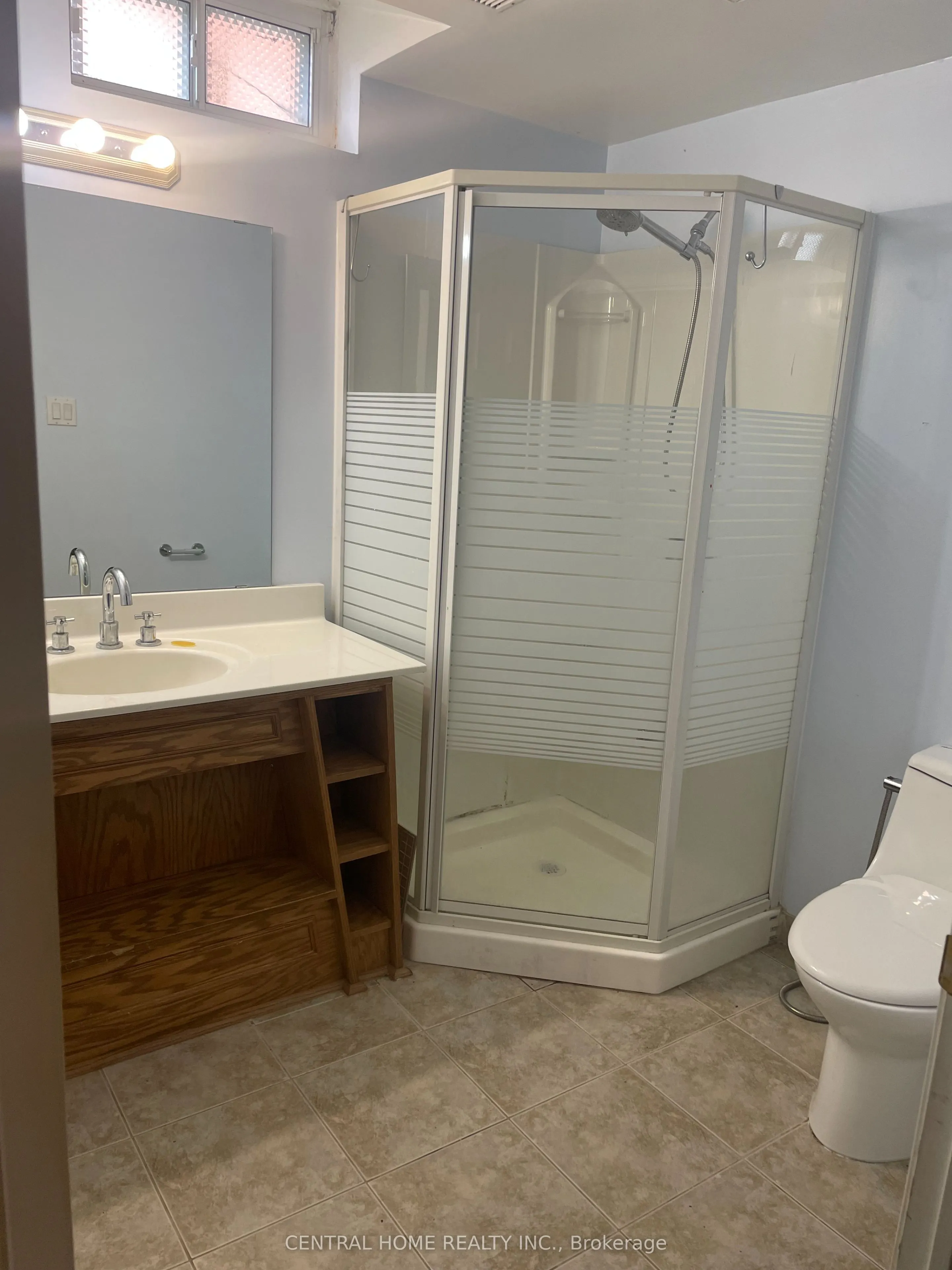 1 Highview Crescent