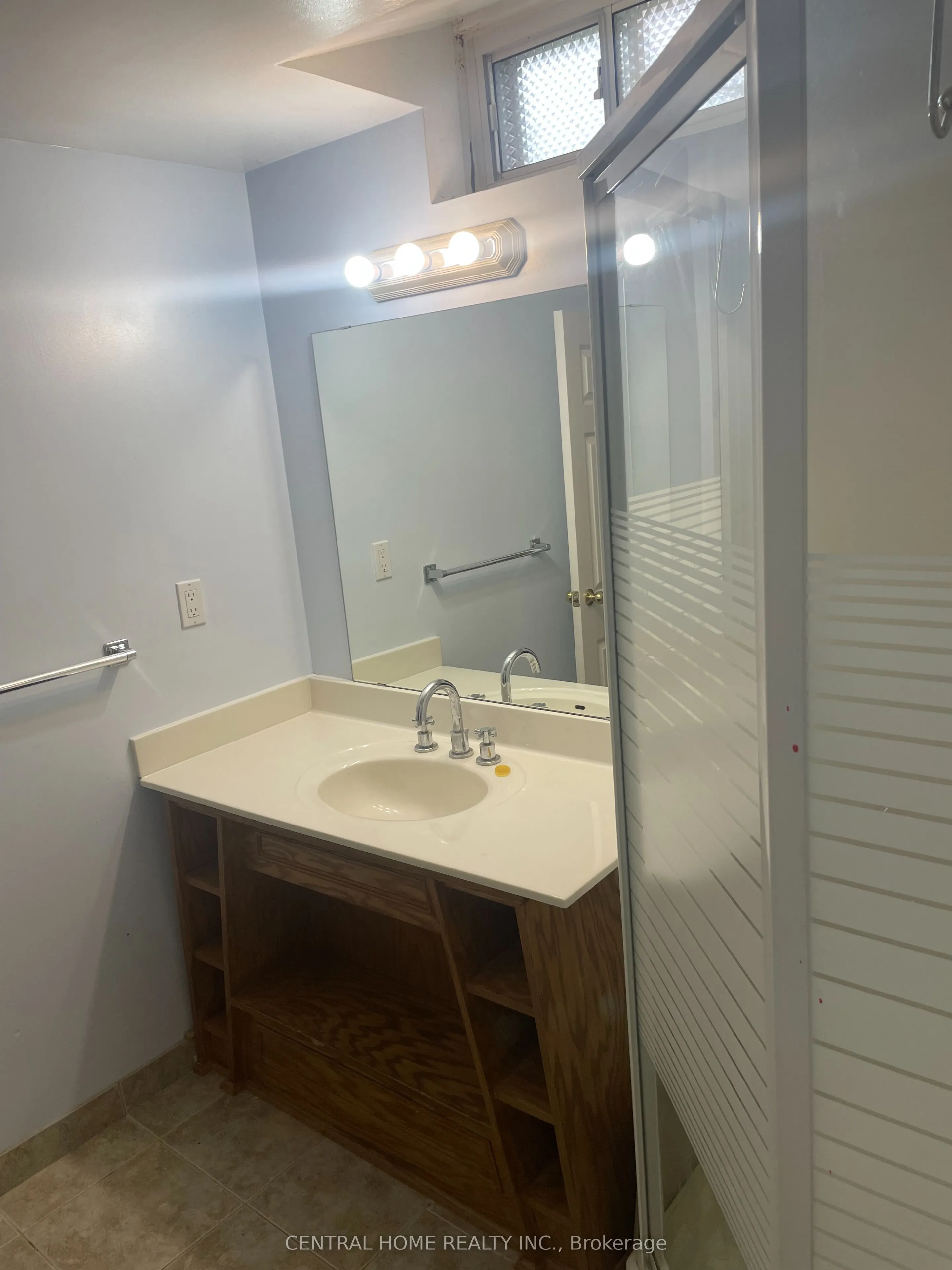 1 Highview Crescent