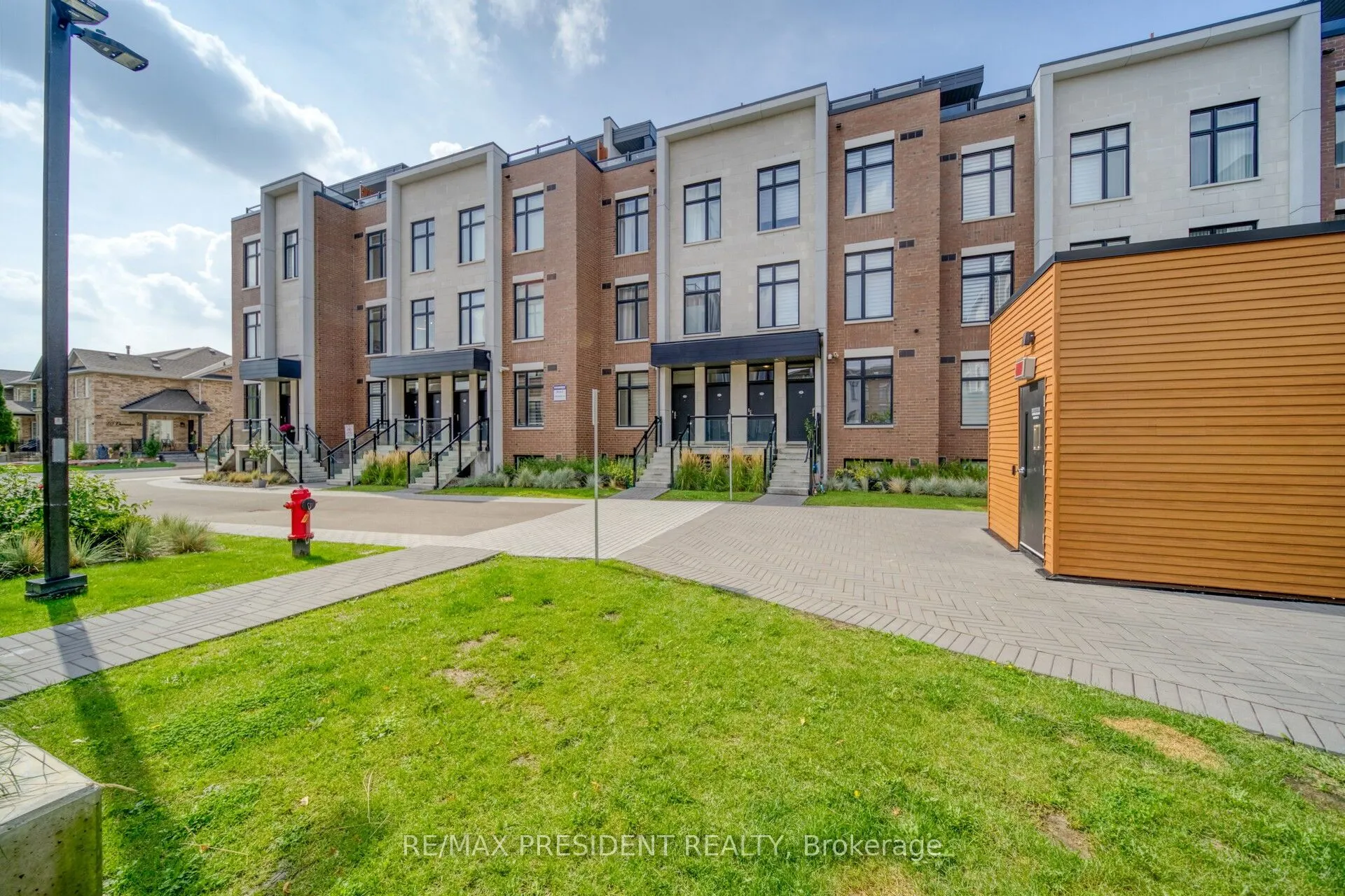 9580 Islington Avenue, #U232