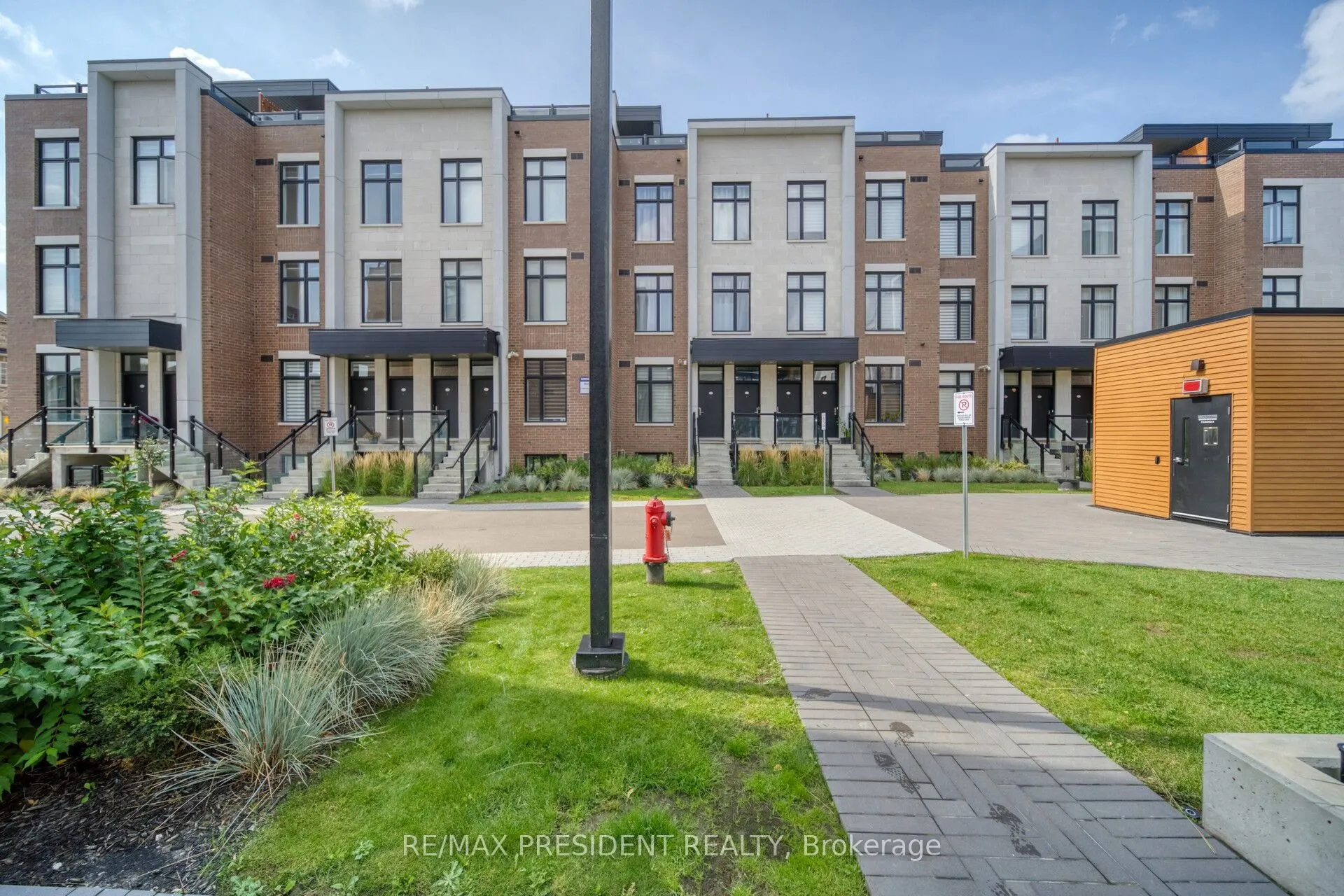 9580 Islington Avenue, #U232
