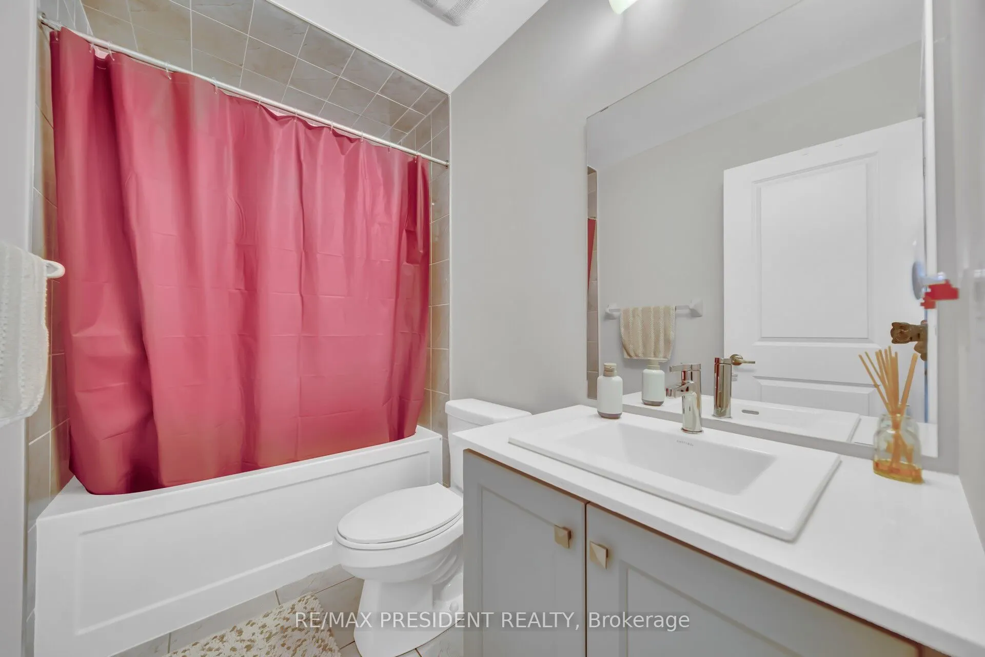 9580 Islington Avenue, #U232