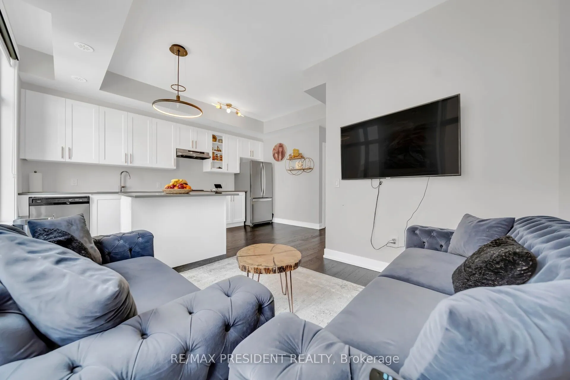 9580 Islington Avenue, #U232