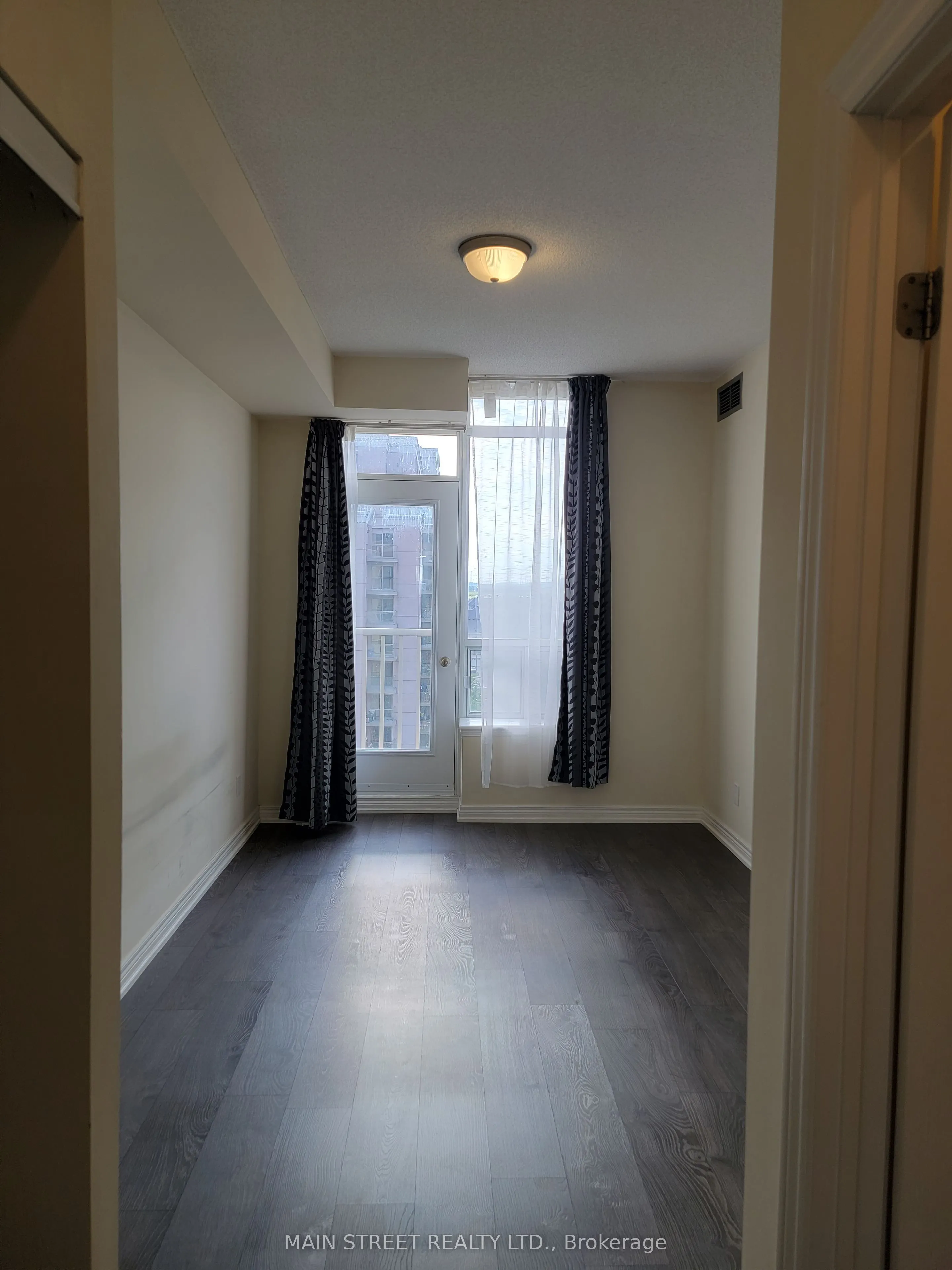 25 Times Avenue, #1005