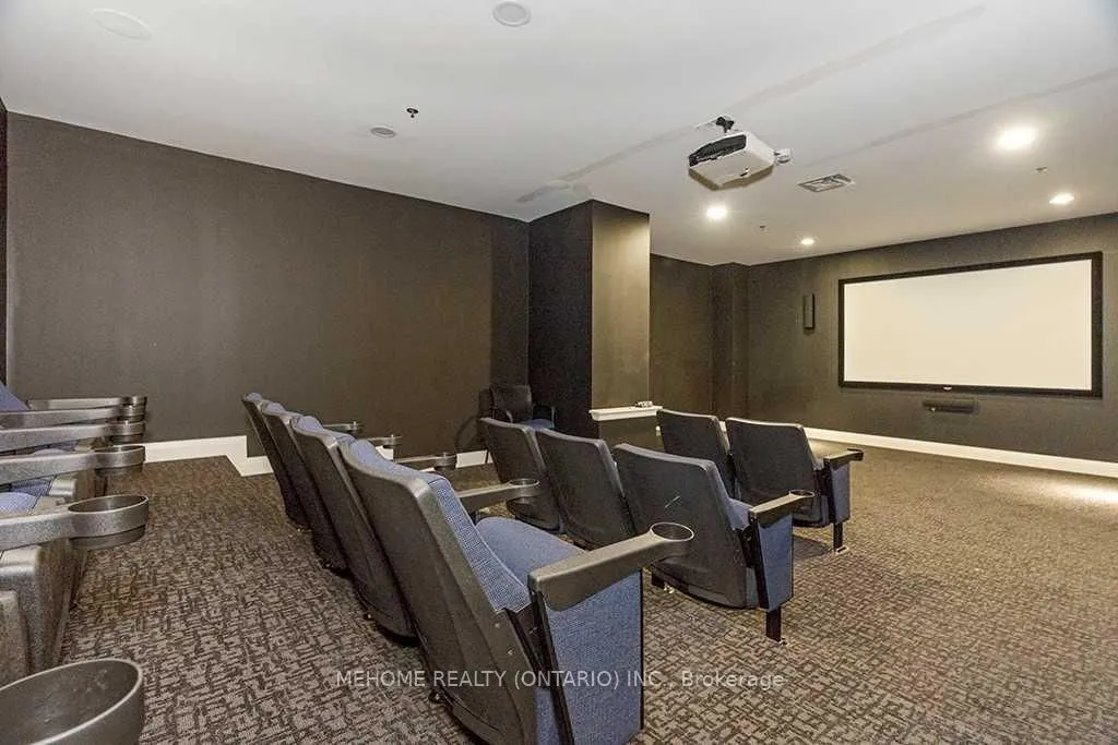 24 Woodstream Boulevard, #406