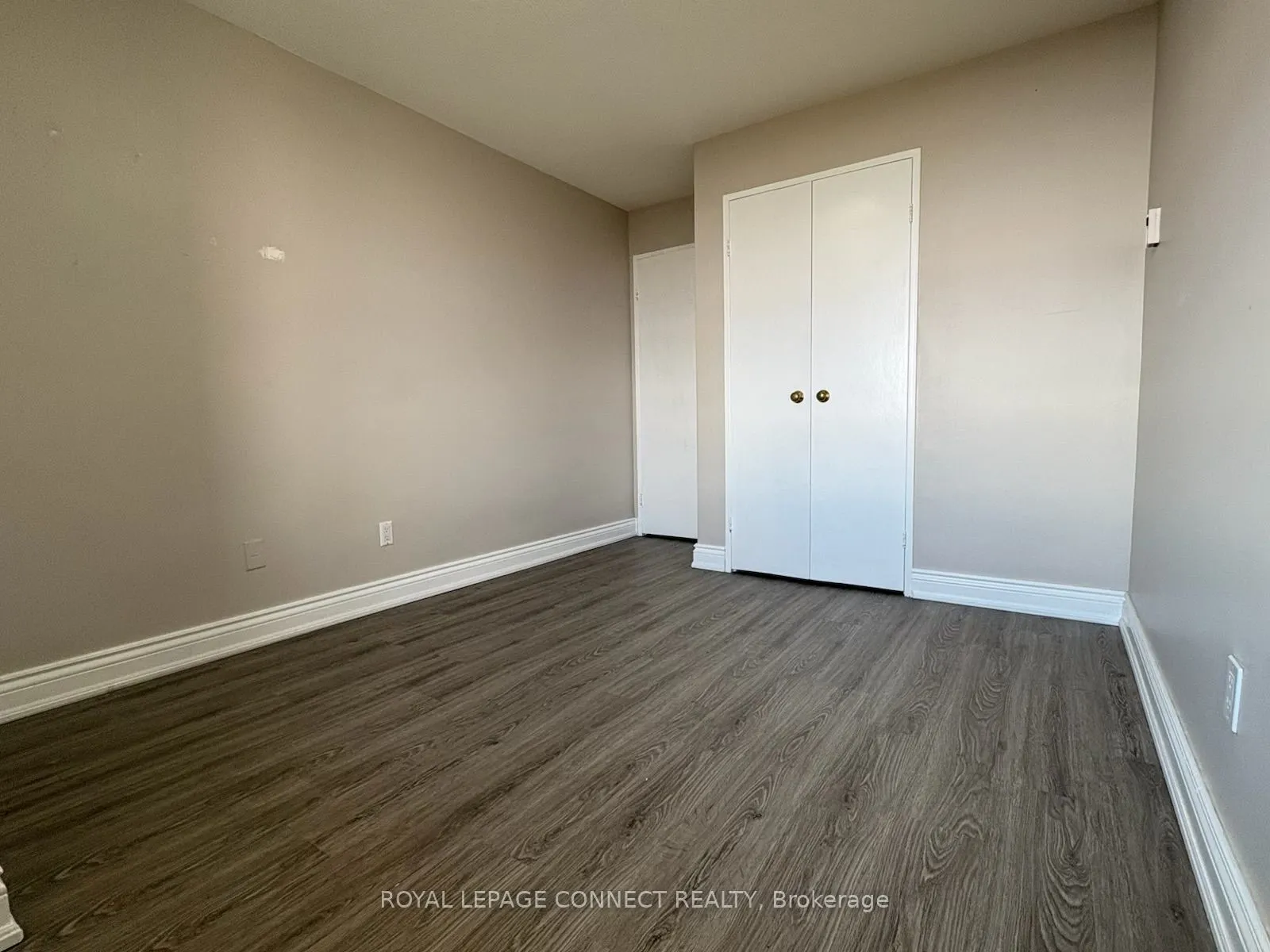 80 Inverlochy Boulevard, #910