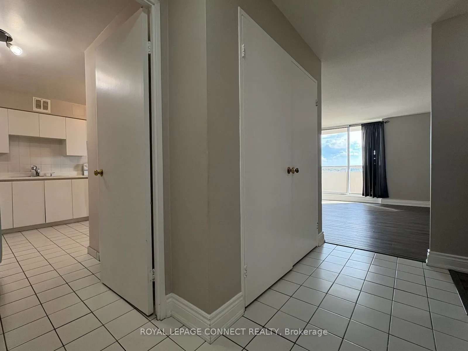 80 Inverlochy Boulevard, #910