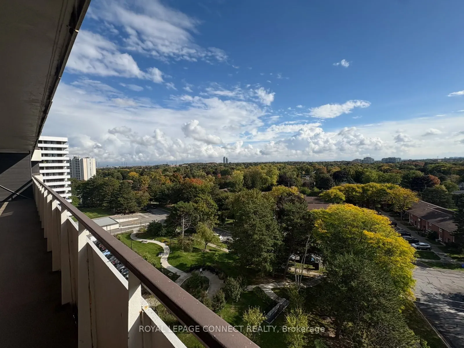 80 Inverlochy Boulevard, #910