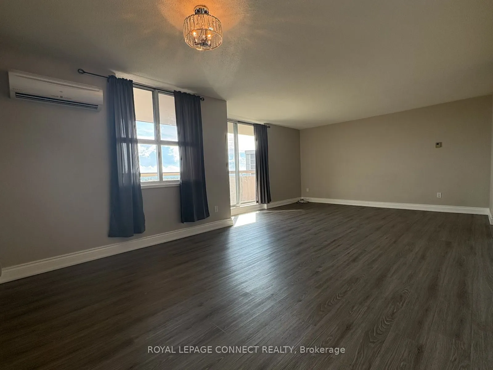 80 Inverlochy Boulevard, #910