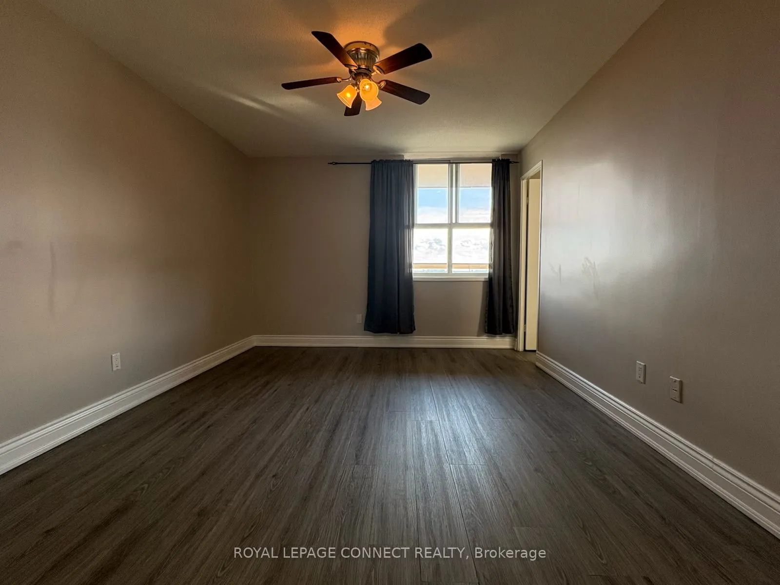80 Inverlochy Boulevard, #910