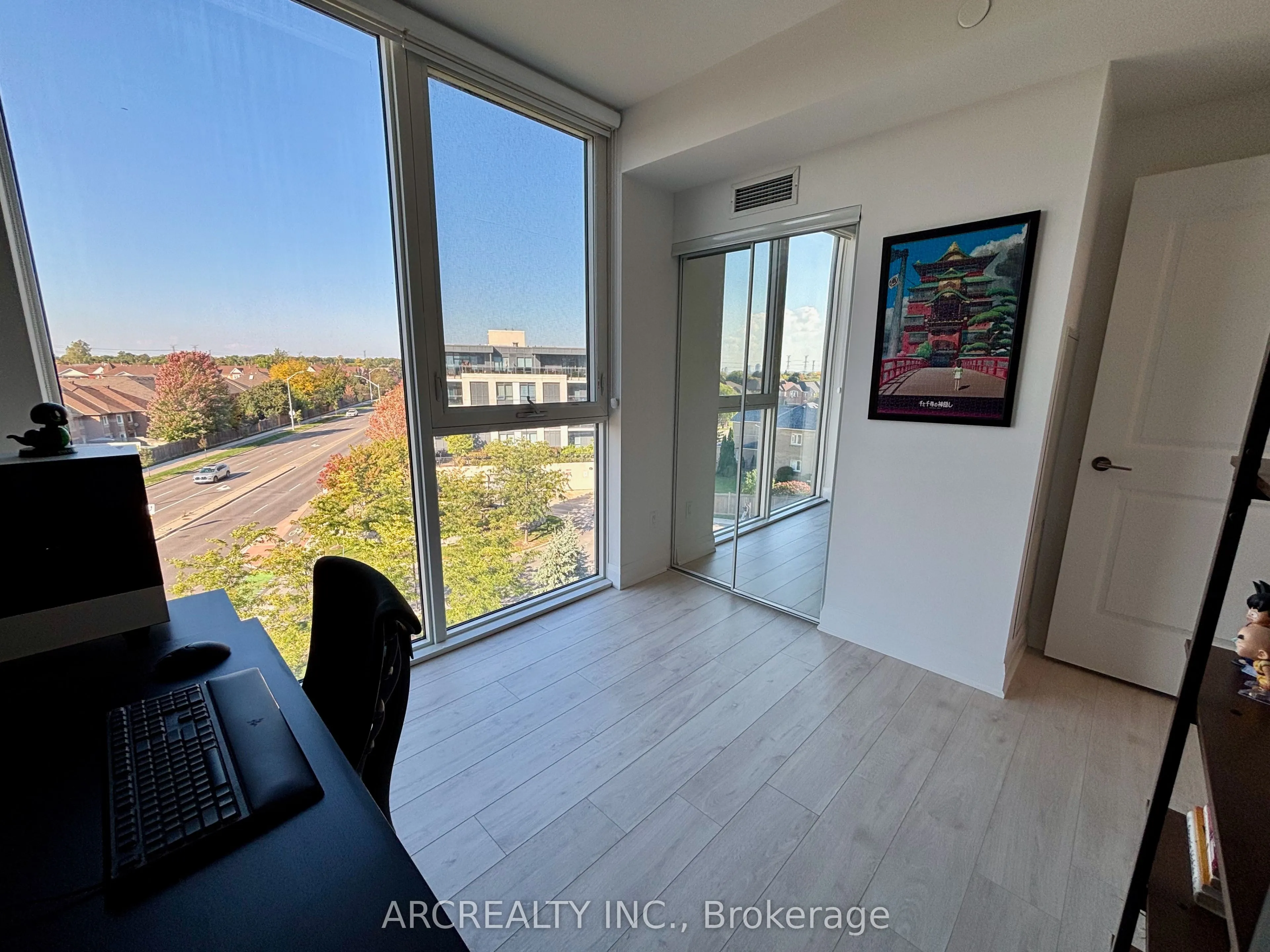 10 Gatineau Drive, #413
