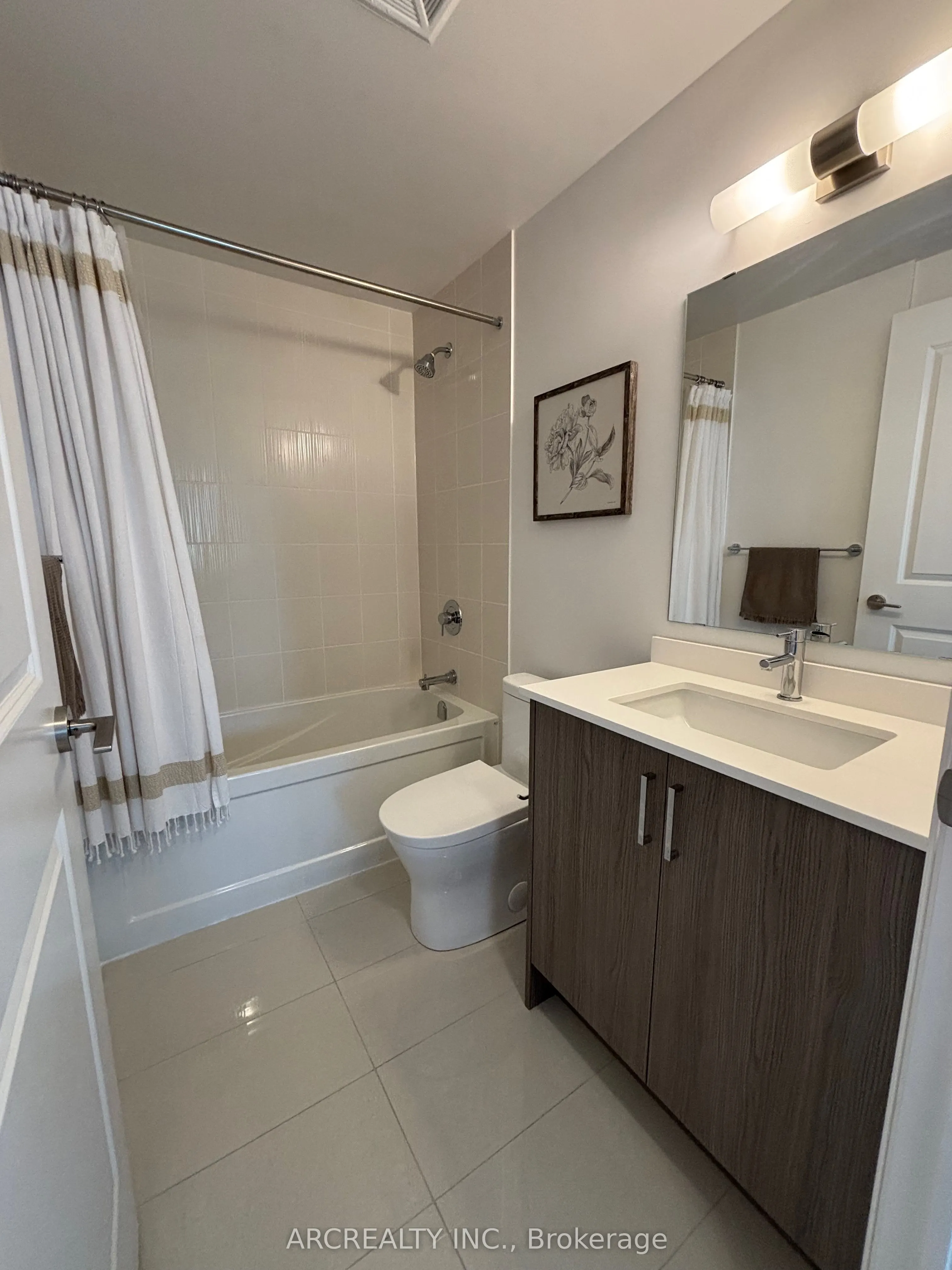 10 Gatineau Drive, #413