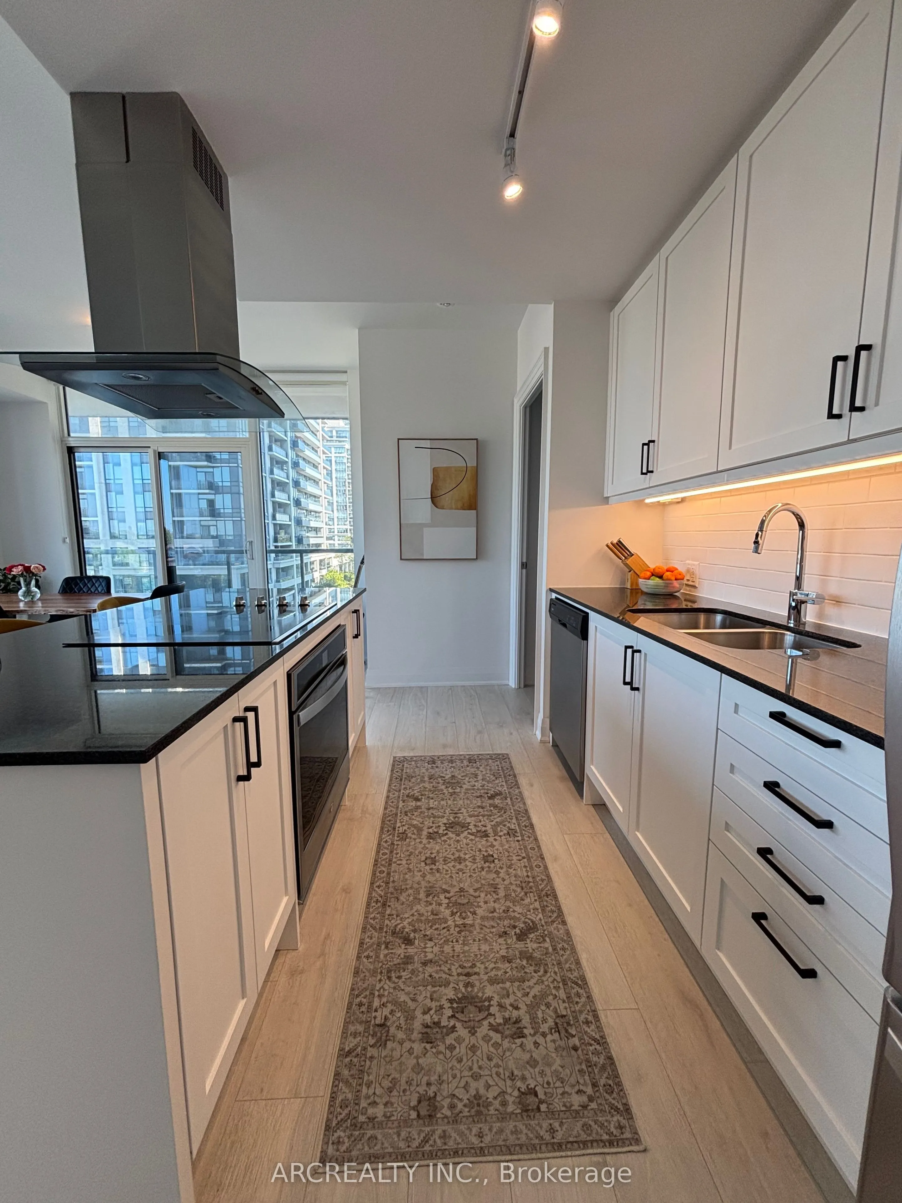 10 Gatineau Drive, #413