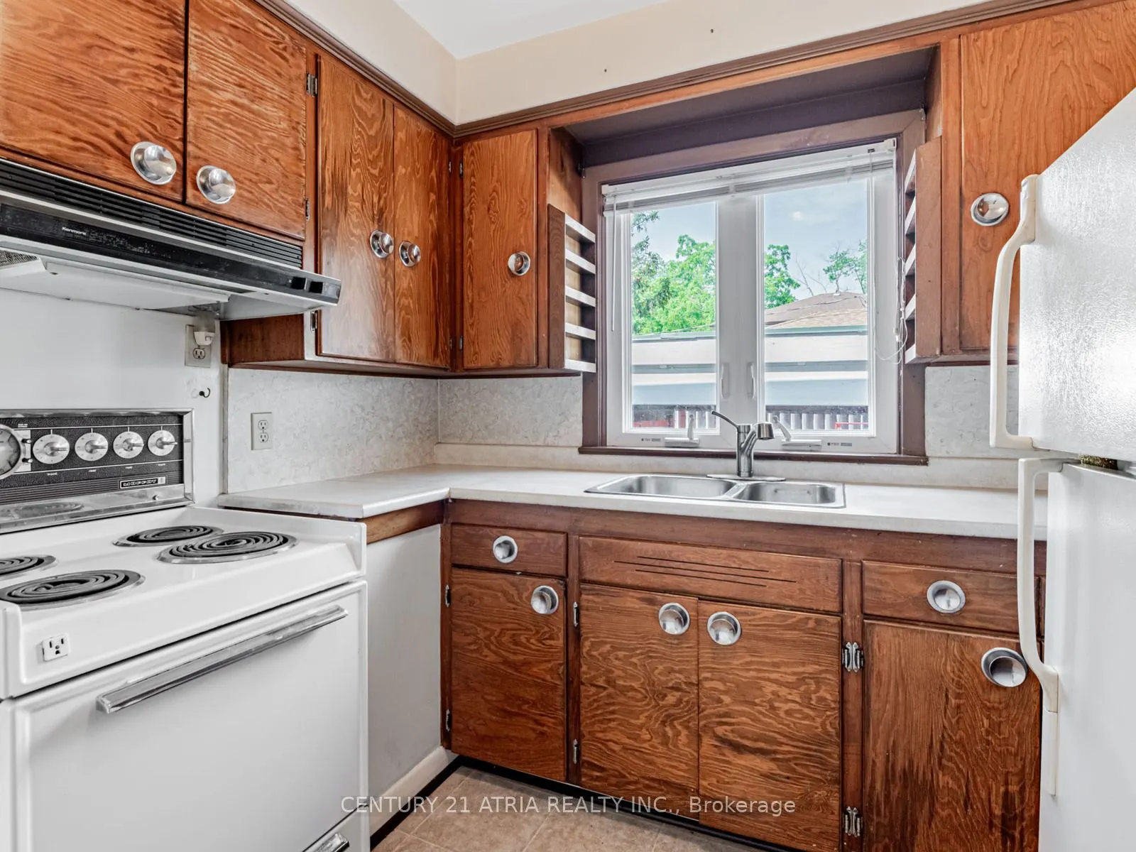64 Rockport Crescent