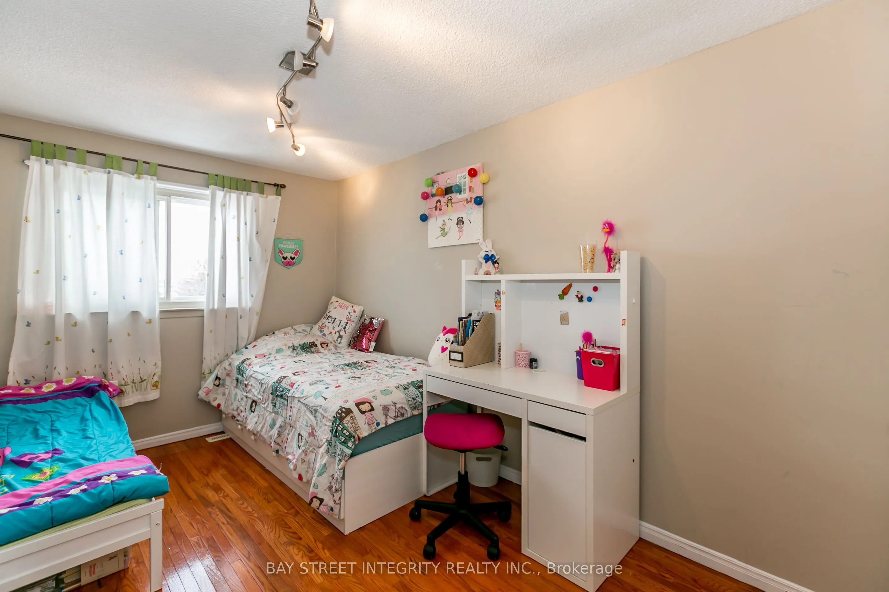 3 Maplegrove Avenue
