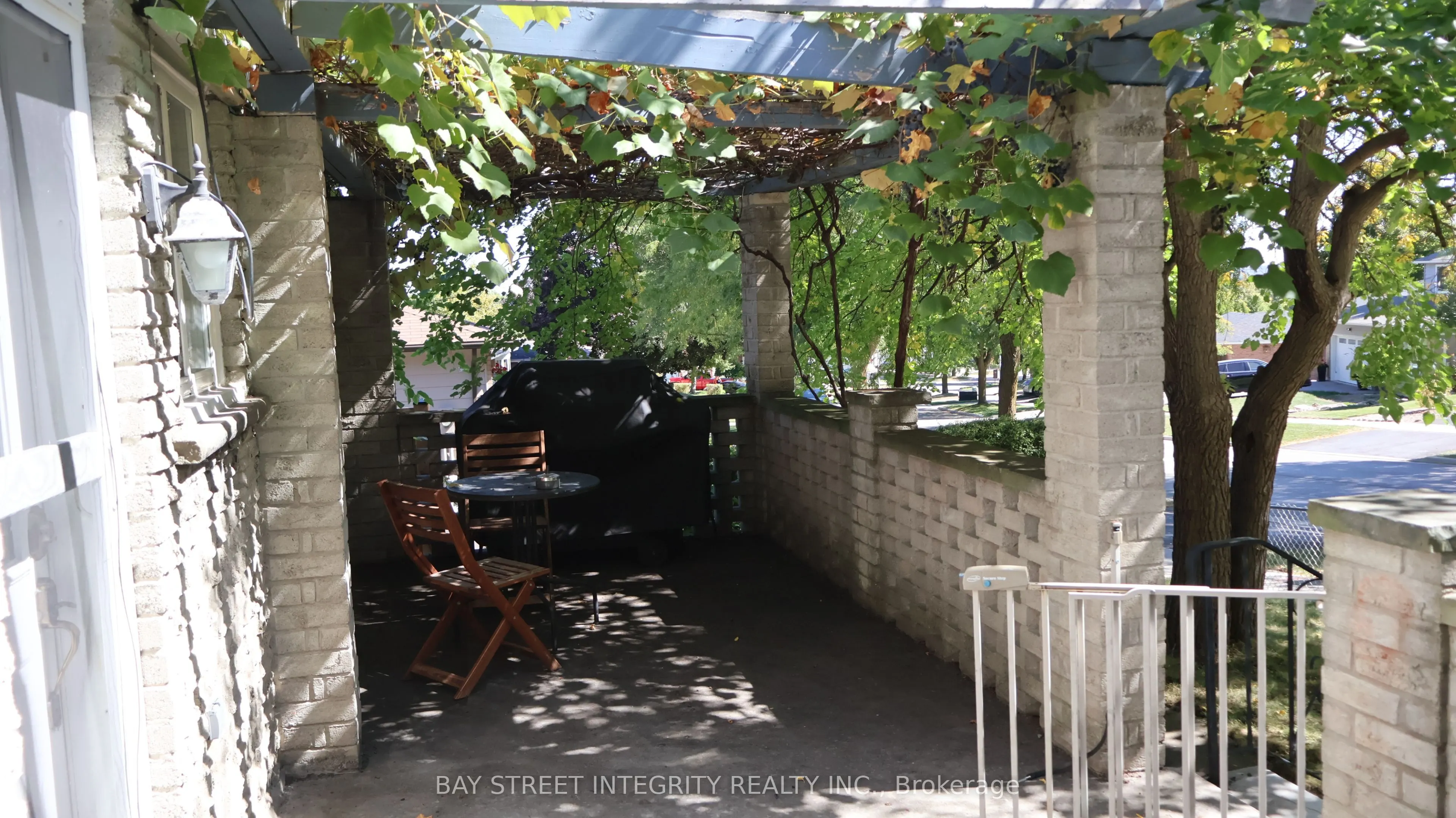 3 Maplegrove Avenue