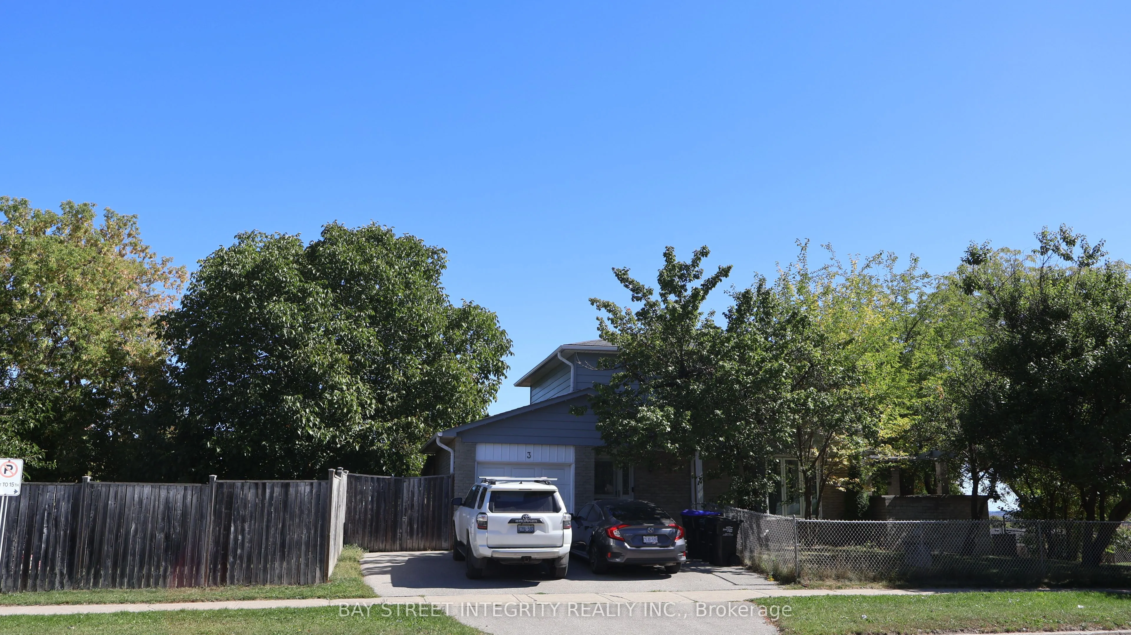 3 Maplegrove Avenue
