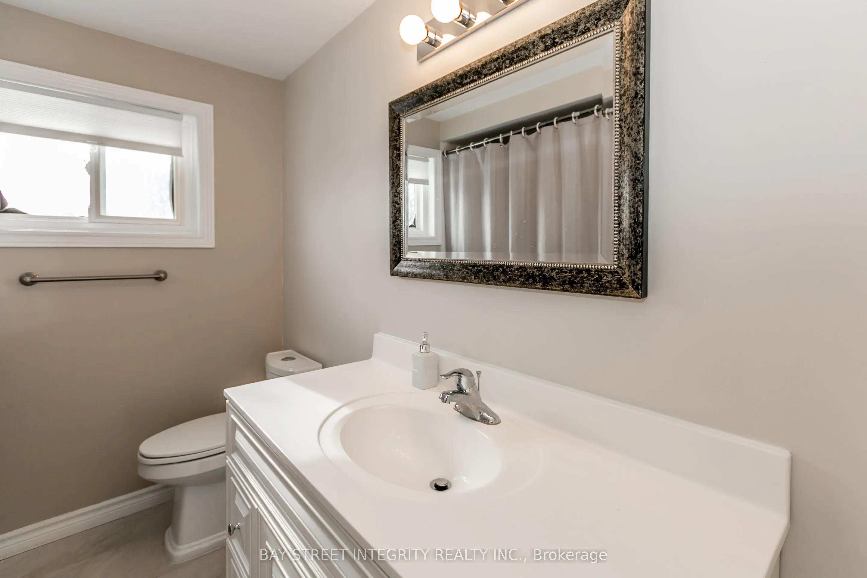 3 Maplegrove Avenue