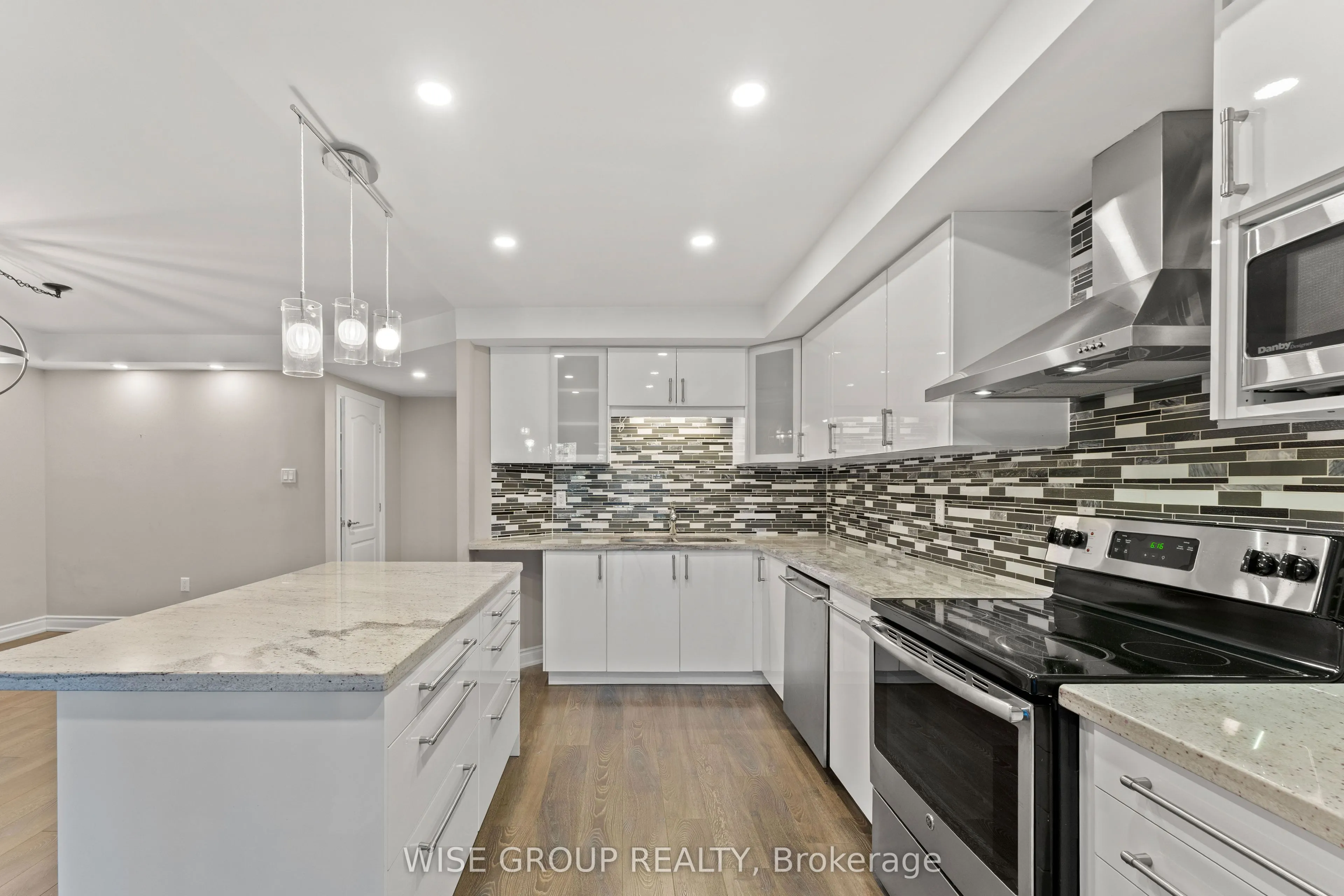 5 Weldrick Road W, #113