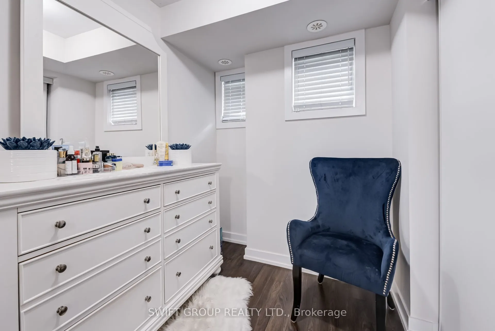 1 Blanche Lane, #801