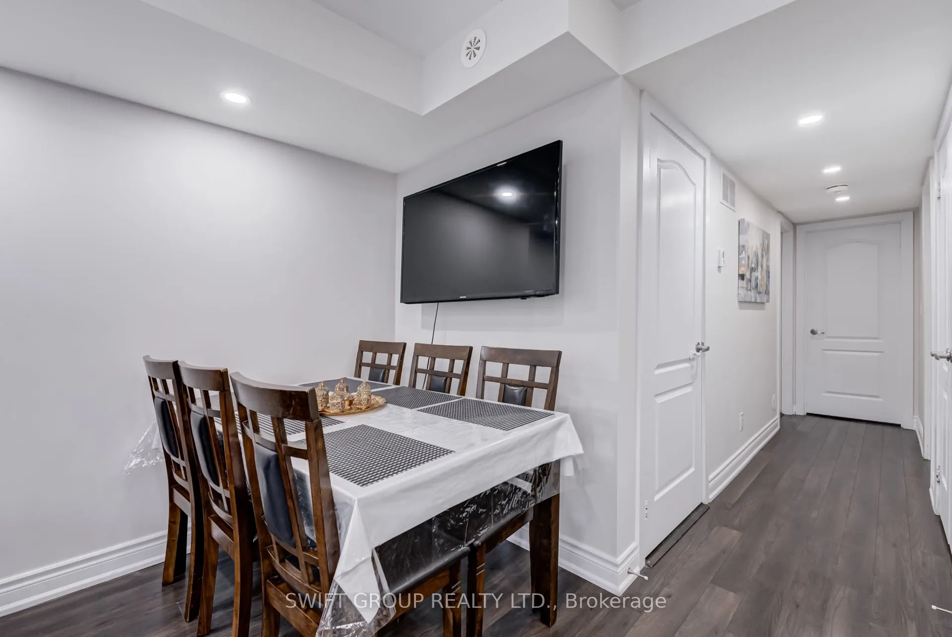 1 Blanche Lane, #801