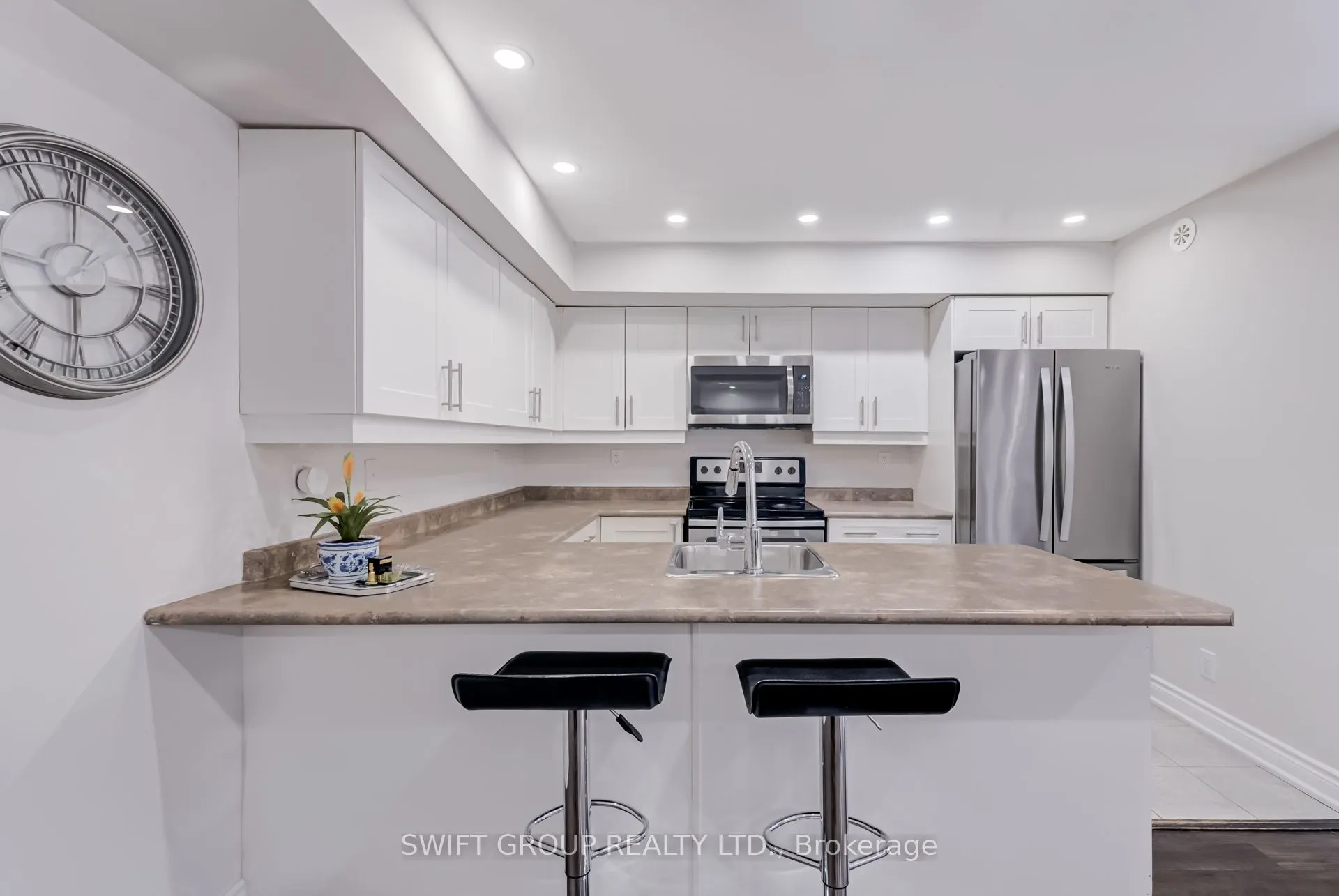 1 Blanche Lane, #801