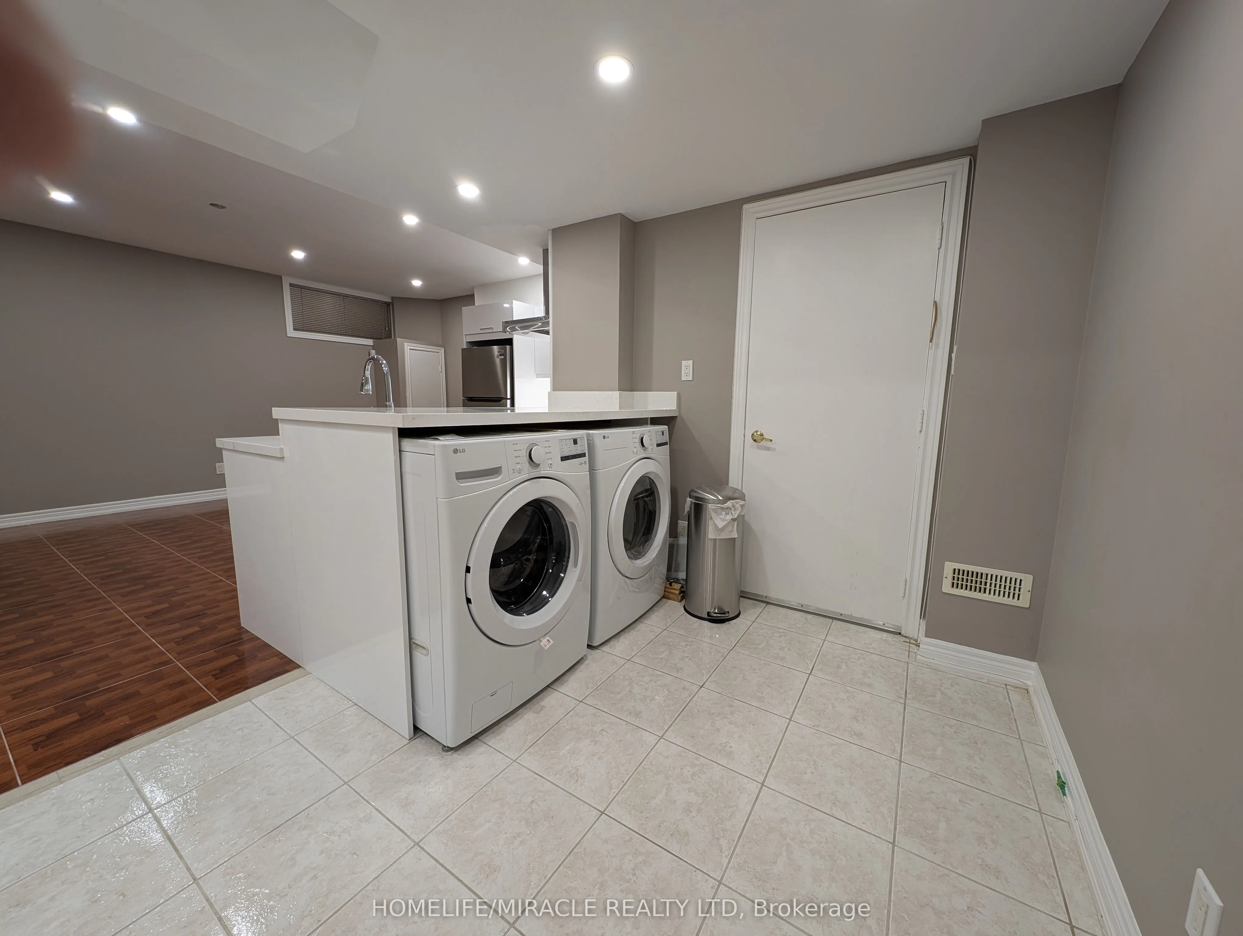 63 Loudon Crescent, #Basement