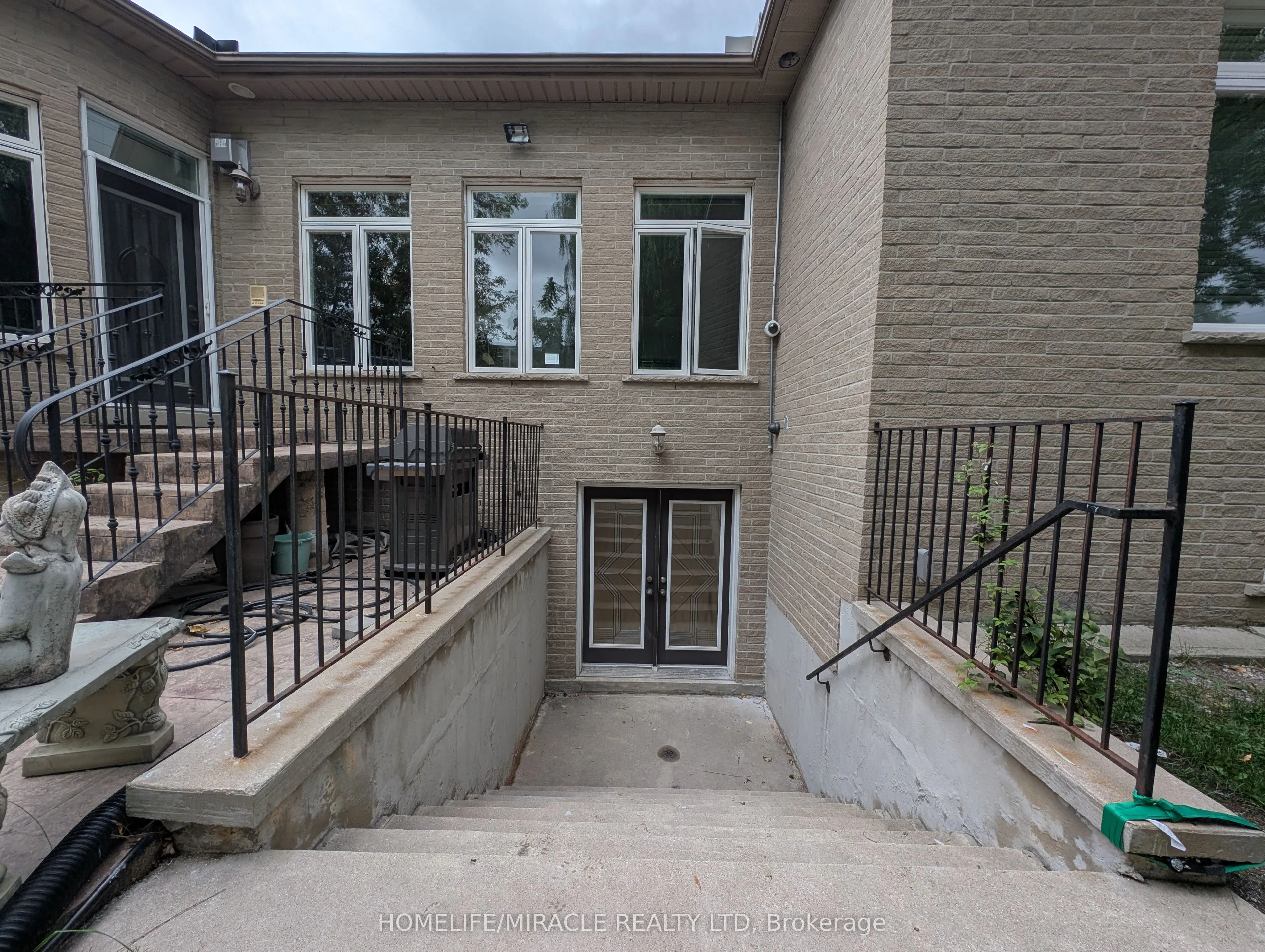 63 Loudon Crescent, #Basement
