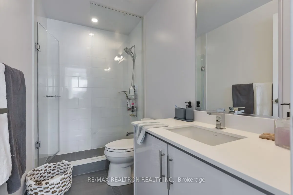 375 SEA RAY Avenue, #122