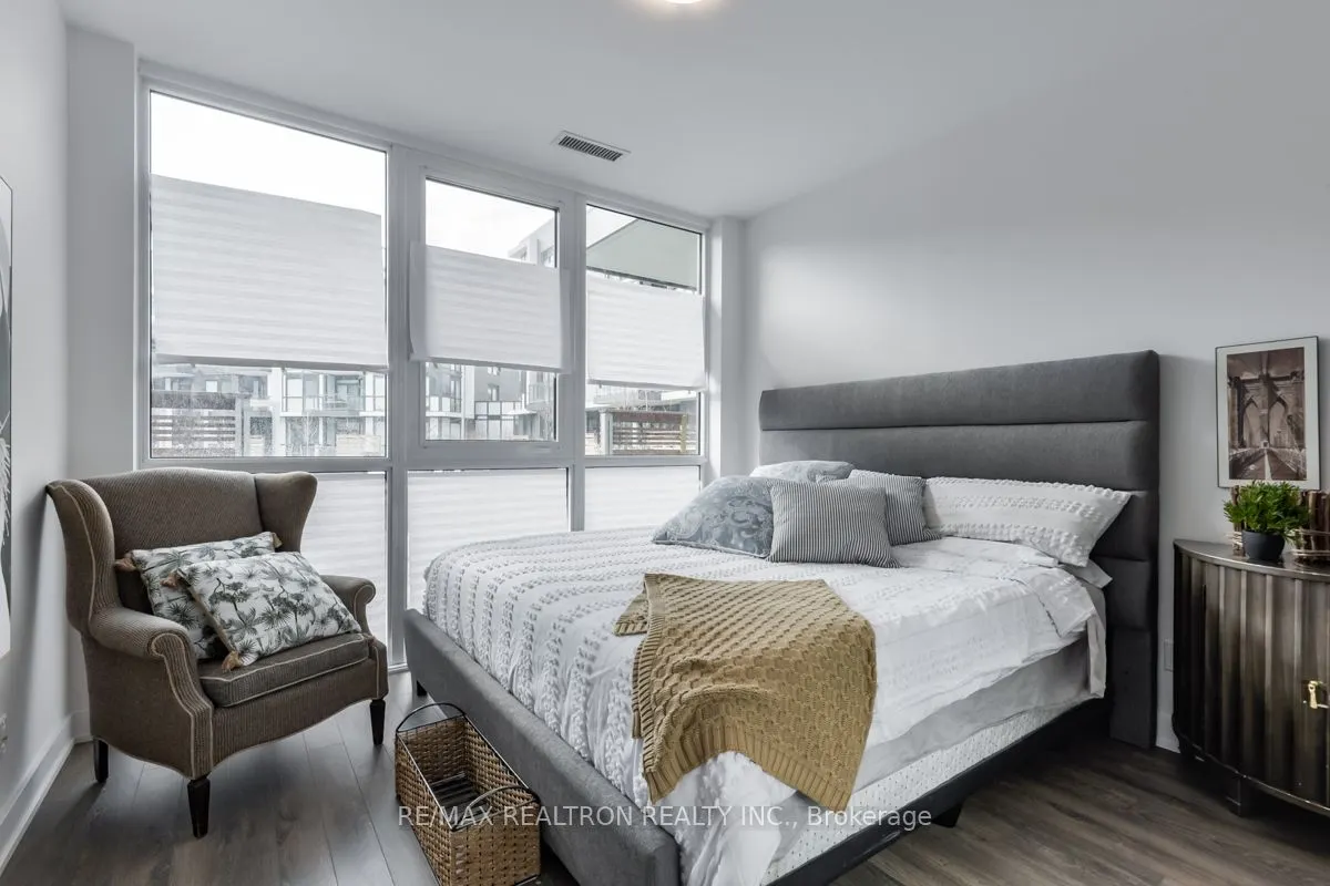 375 SEA RAY Avenue, #122