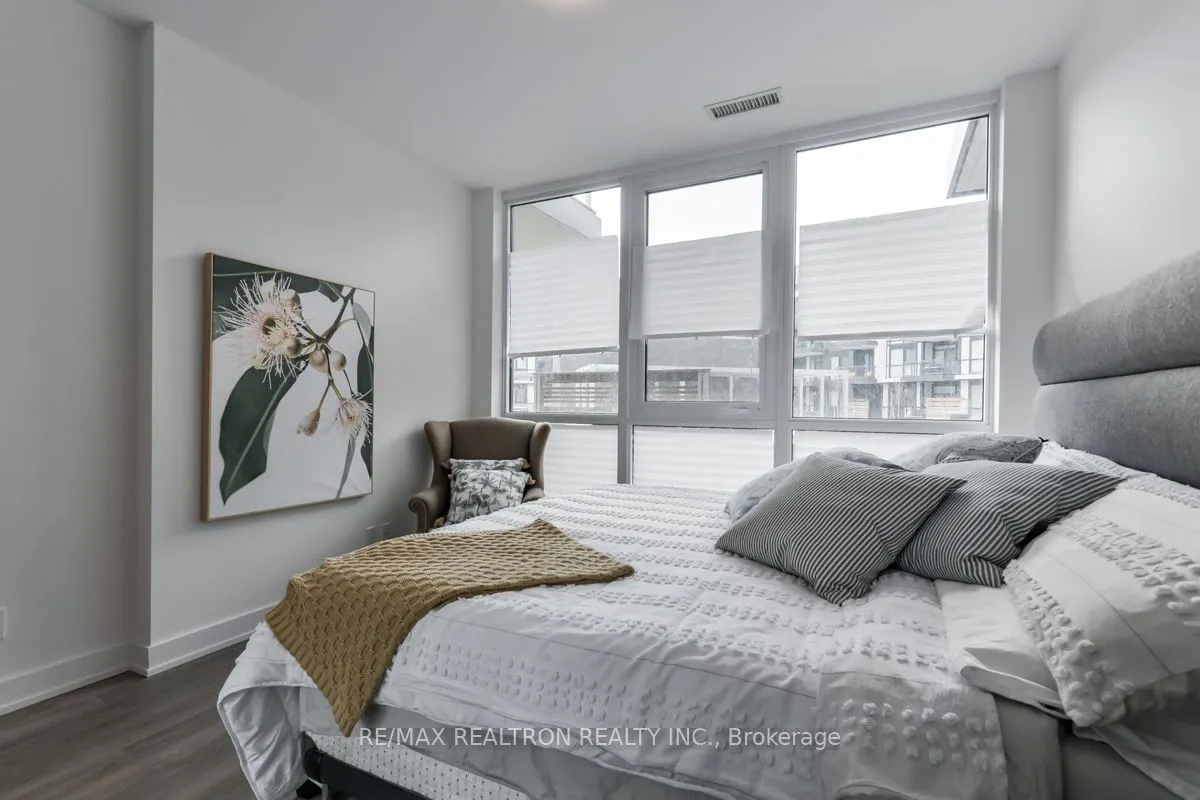 375 SEA RAY Avenue, #122