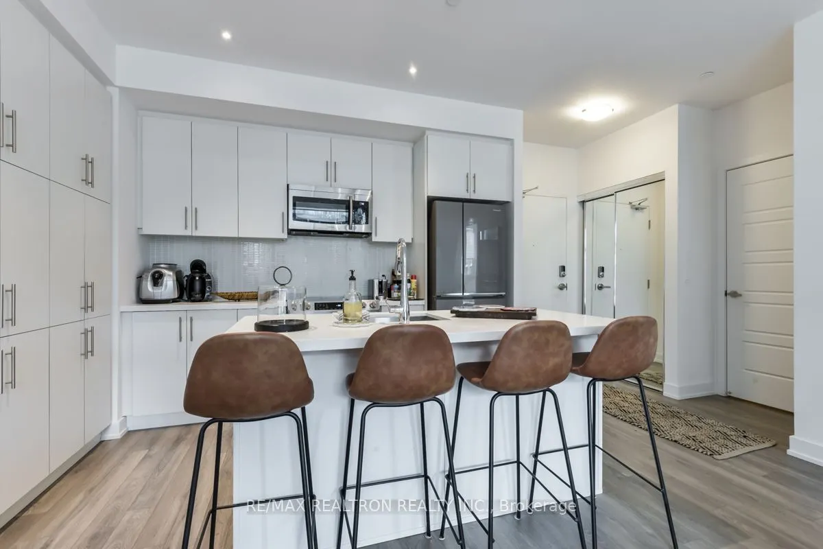 375 SEA RAY Avenue, #122