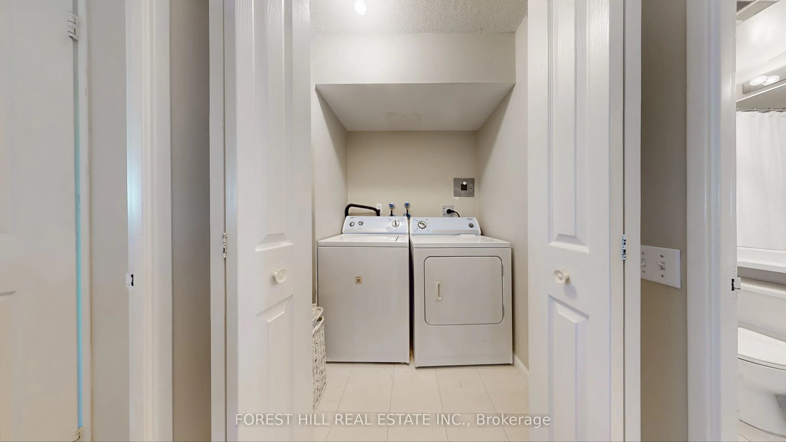 110 Promenade Circle, #1109