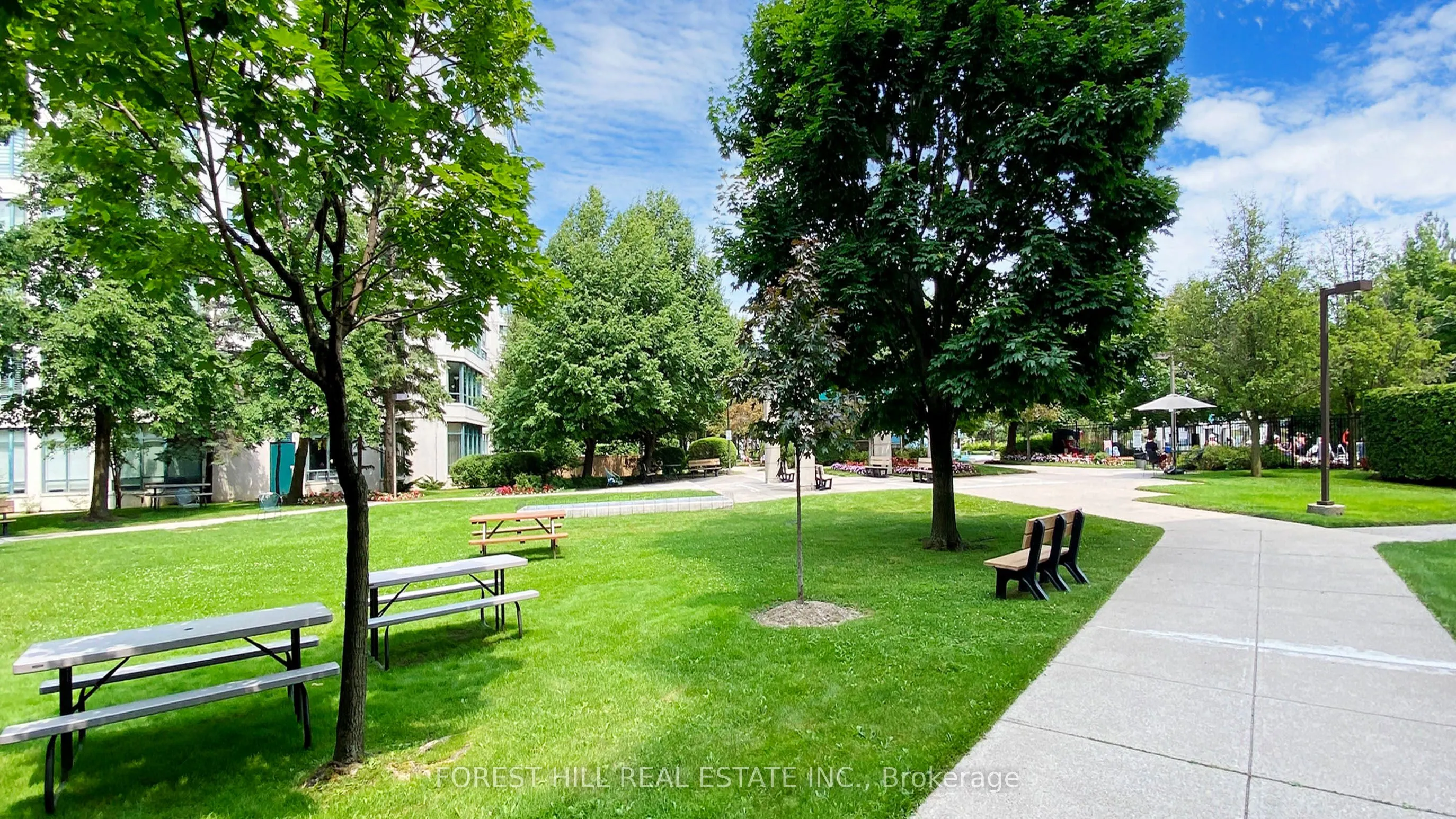 110 Promenade Circle, #1109