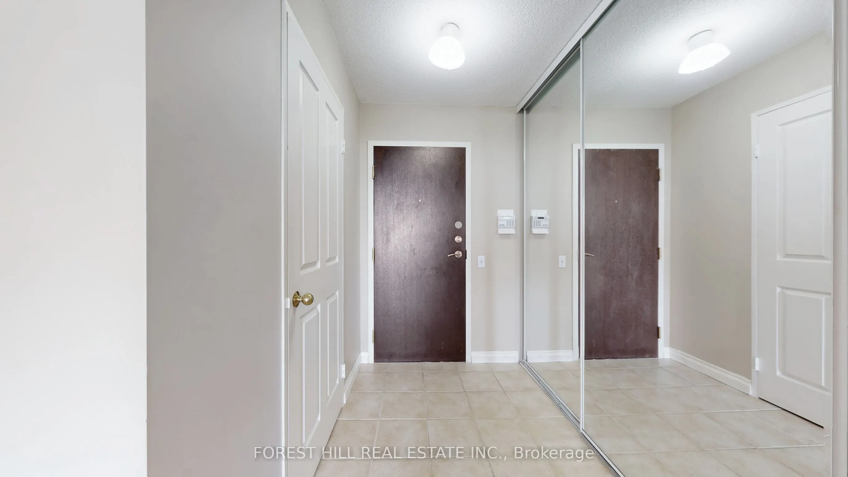 110 Promenade Circle, #1109