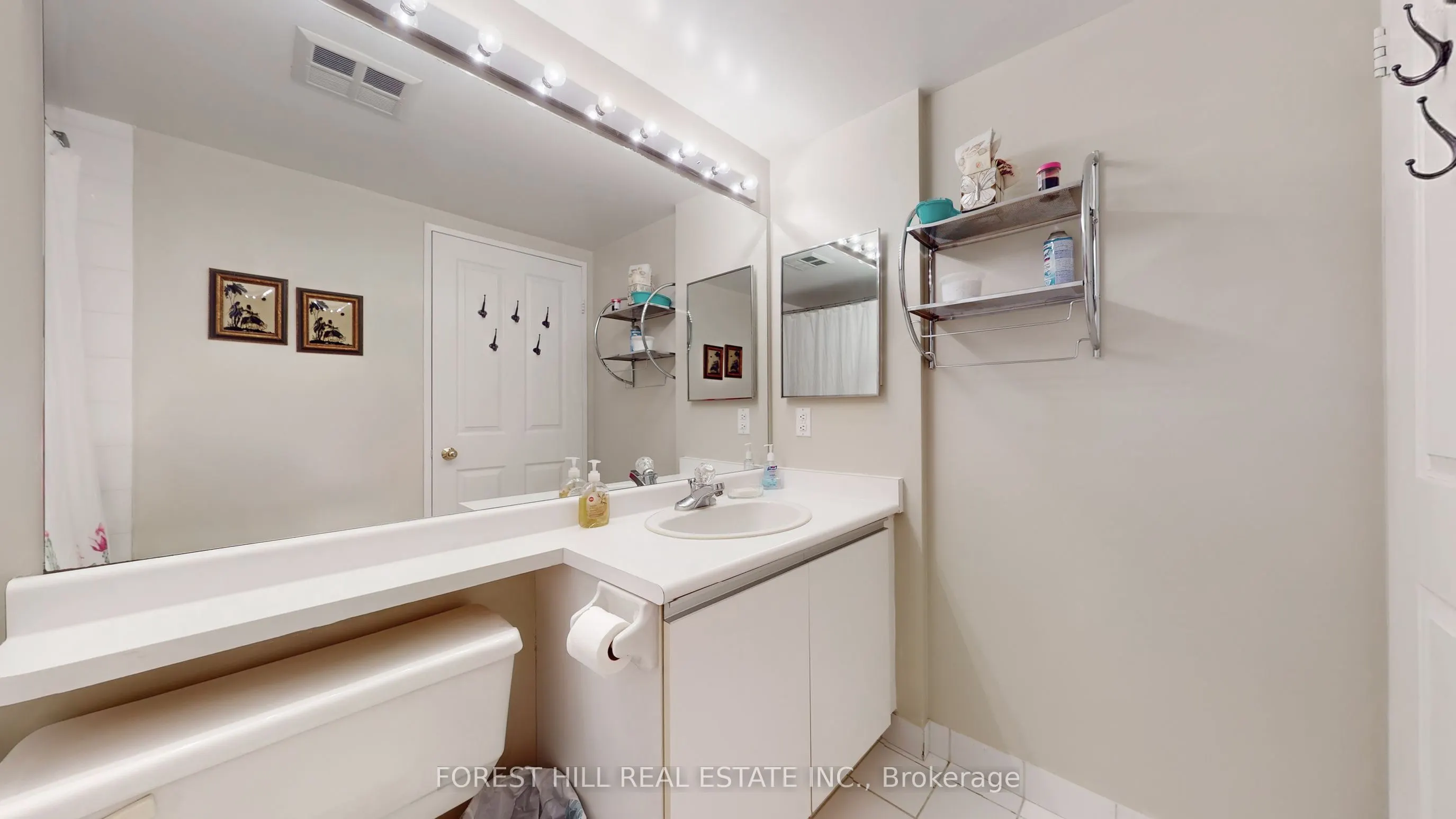 110 Promenade Circle, #1109
