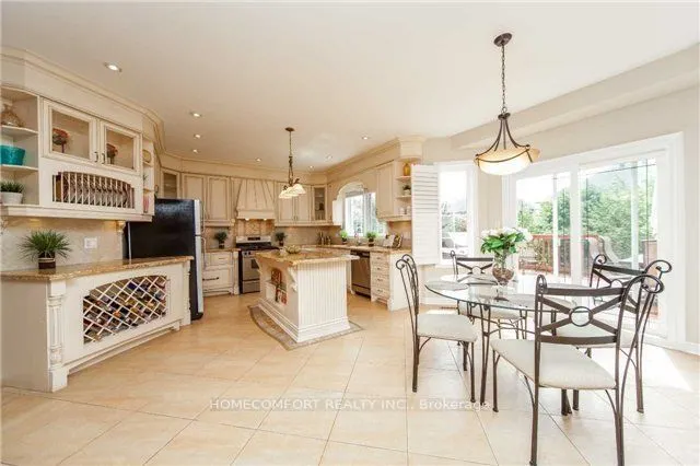 83 Wild Orchid Crescent