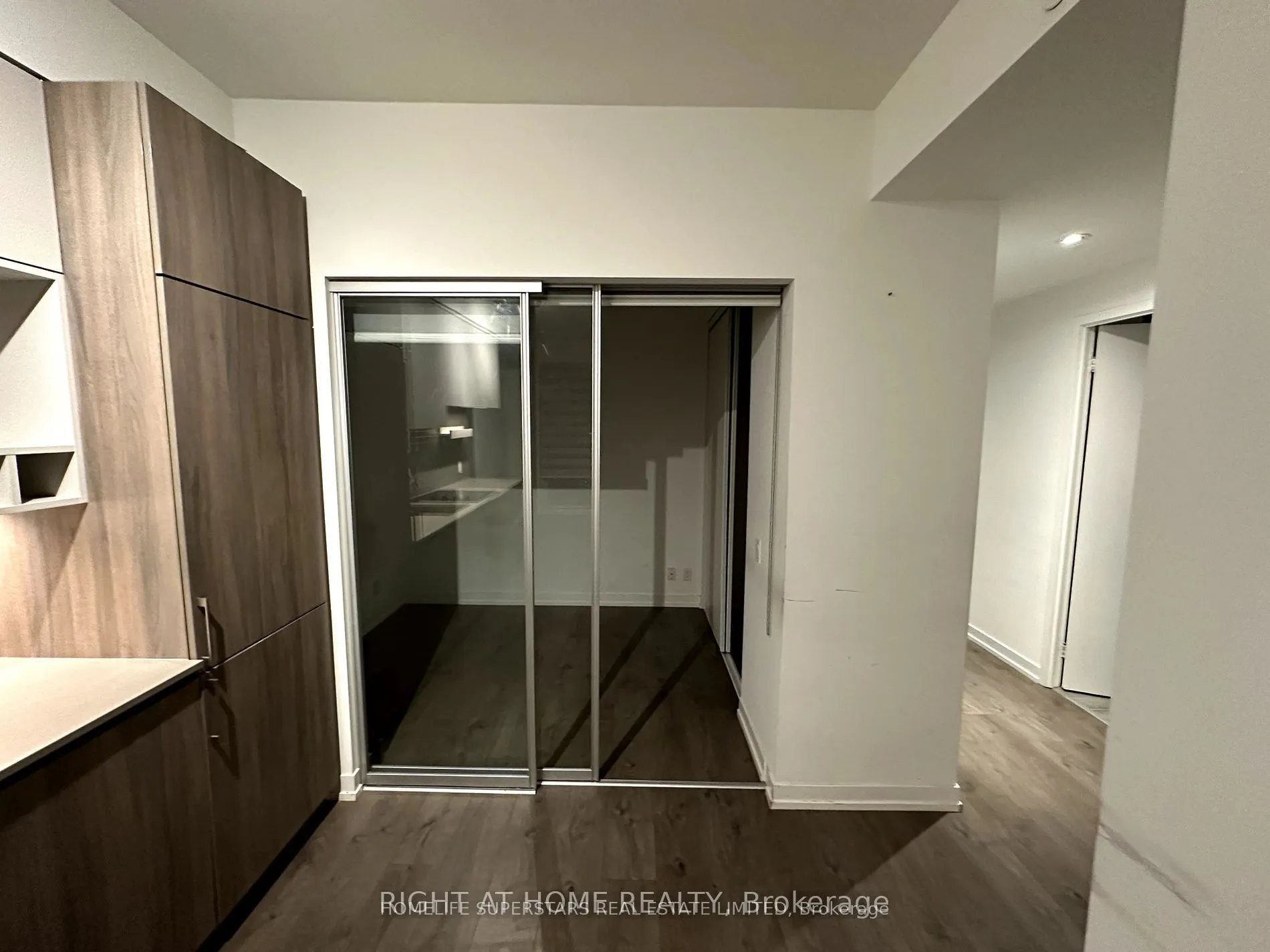 950 Portage Parkway, #5308