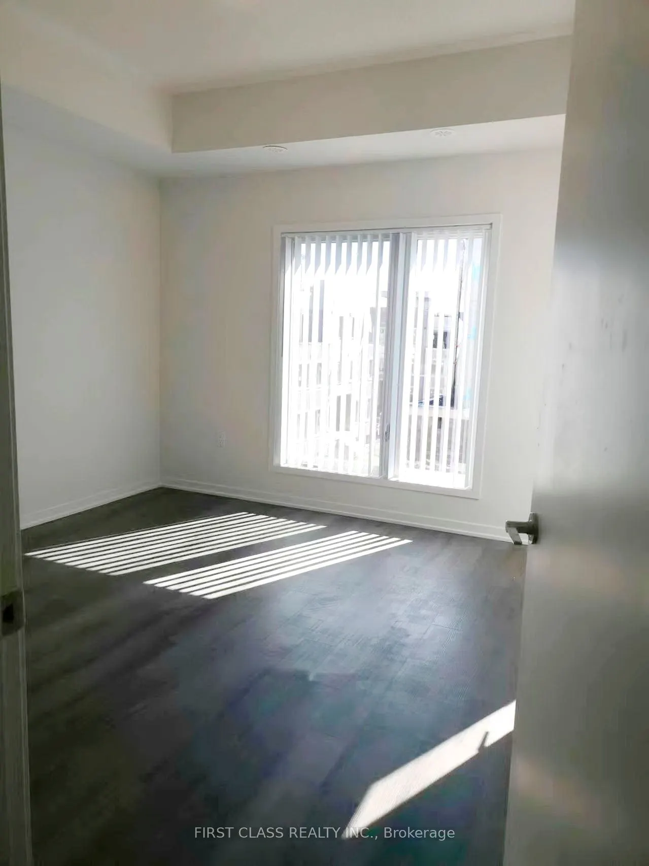 31 Almond Blossom Mews, #TH143