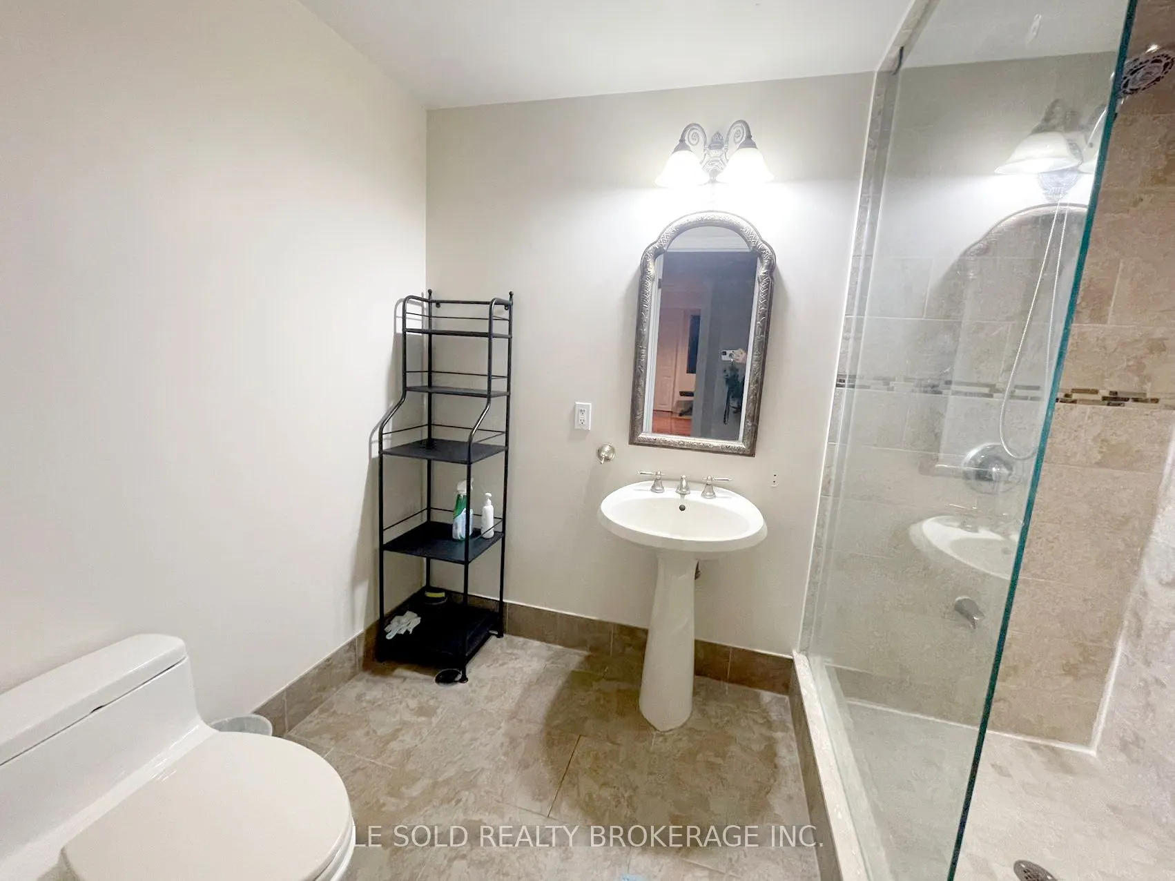 347 Fern Avenue, #Bsmt Room