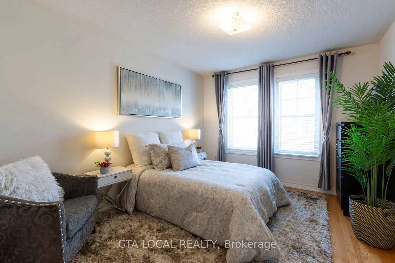 10 Porter Avenue W, #31