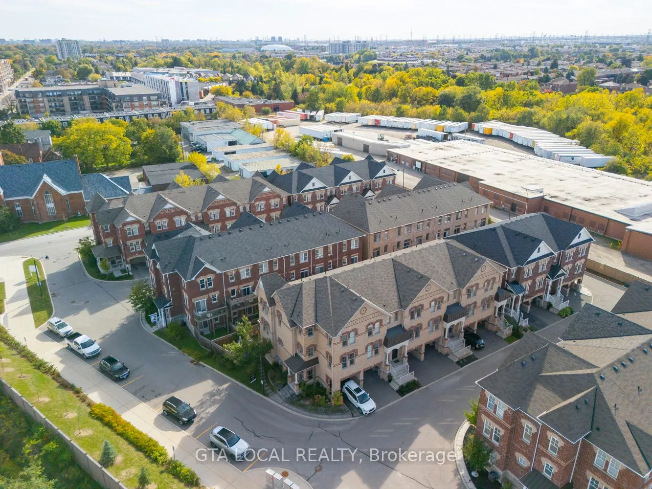 10 Porter Avenue W, #31